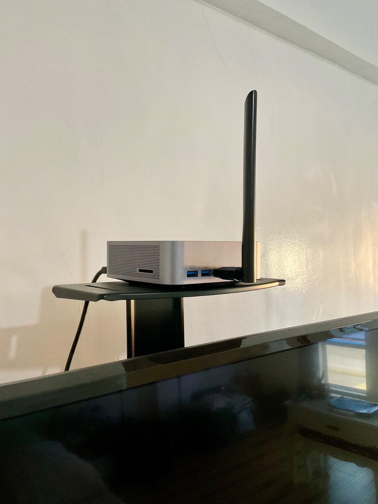 GEEKOM IT12 Business Mini PC for Plex Server & Home Office (3-Year Coverage), with Intel i5-12450H Mini Computer Windows 11, Quiet Low-Power PC 16 RAM/512GB SSD Desktop, Dual USB4 8K customer photo 2