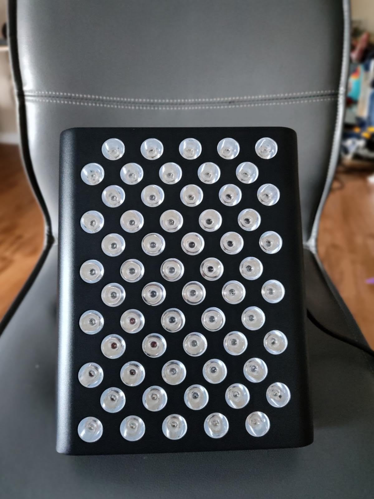 LifePro Red Light Therapy for Body Panel - 90 & 120 Dual Chip LEDs - 660nm & 850nm Near Infrared Full Body Red light Therapy Panel - For Daily Wellness & Comfort - Includes Hanging Kit and Eyewear customer photo 1
