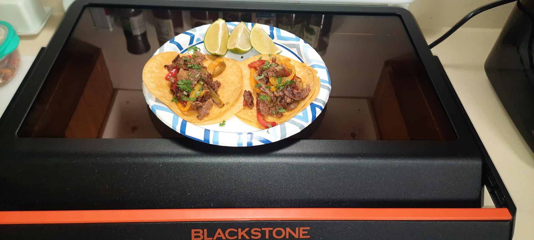 Blackstone 8001 E-Series 22 Inch Electric Griddle Nonstick with Lid - Indoor and Outdoor Use customer photo 2
