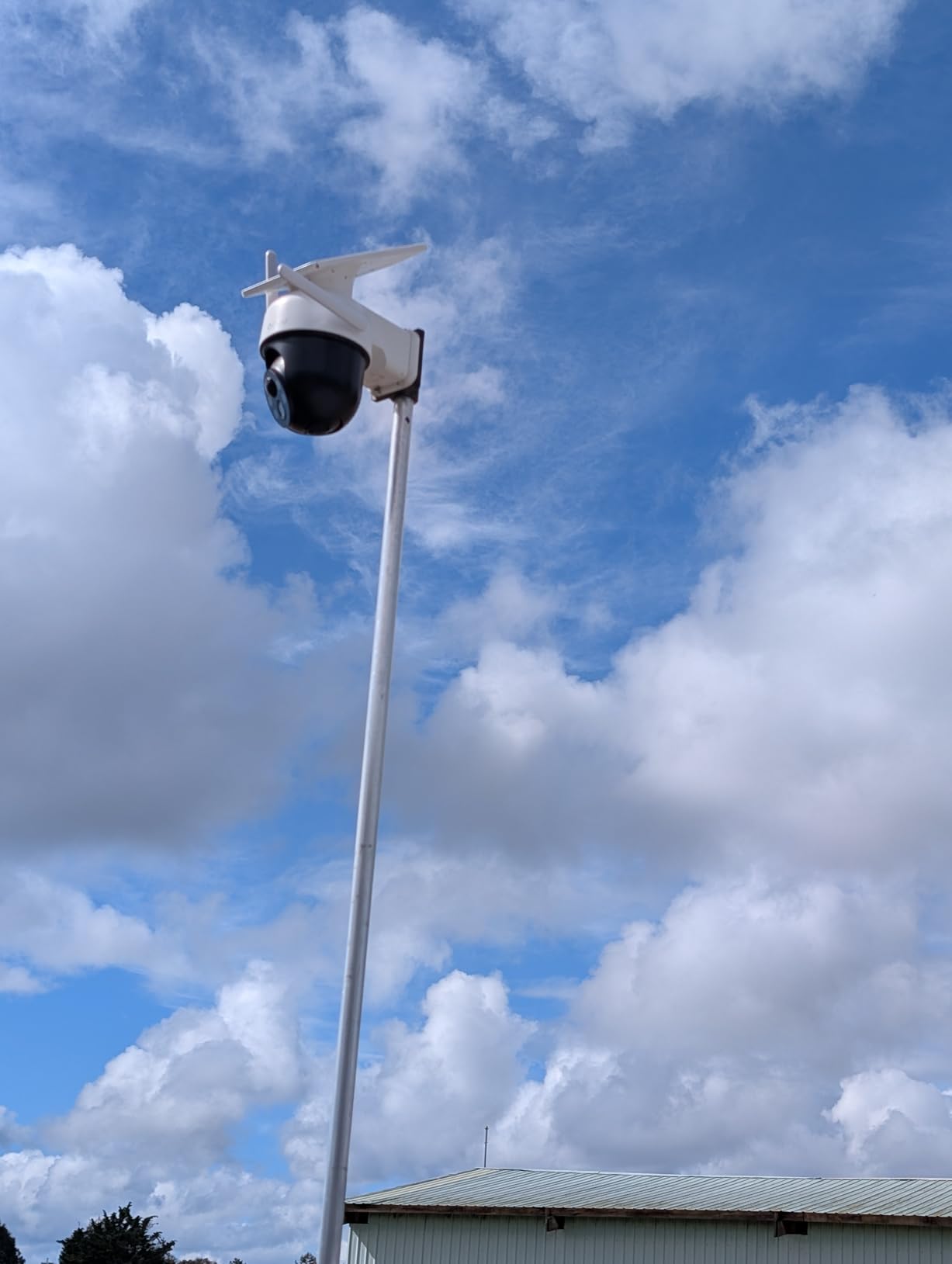 AOSU Solar Camera Security Outdoor - 100% Wire-Free Security Cameras Wireless Outdoor for Home Surveillance with Fixed Solar Panel, 360° Panoramic View, Human Auto Tracking, 2K Color Night Vision customer photo 2