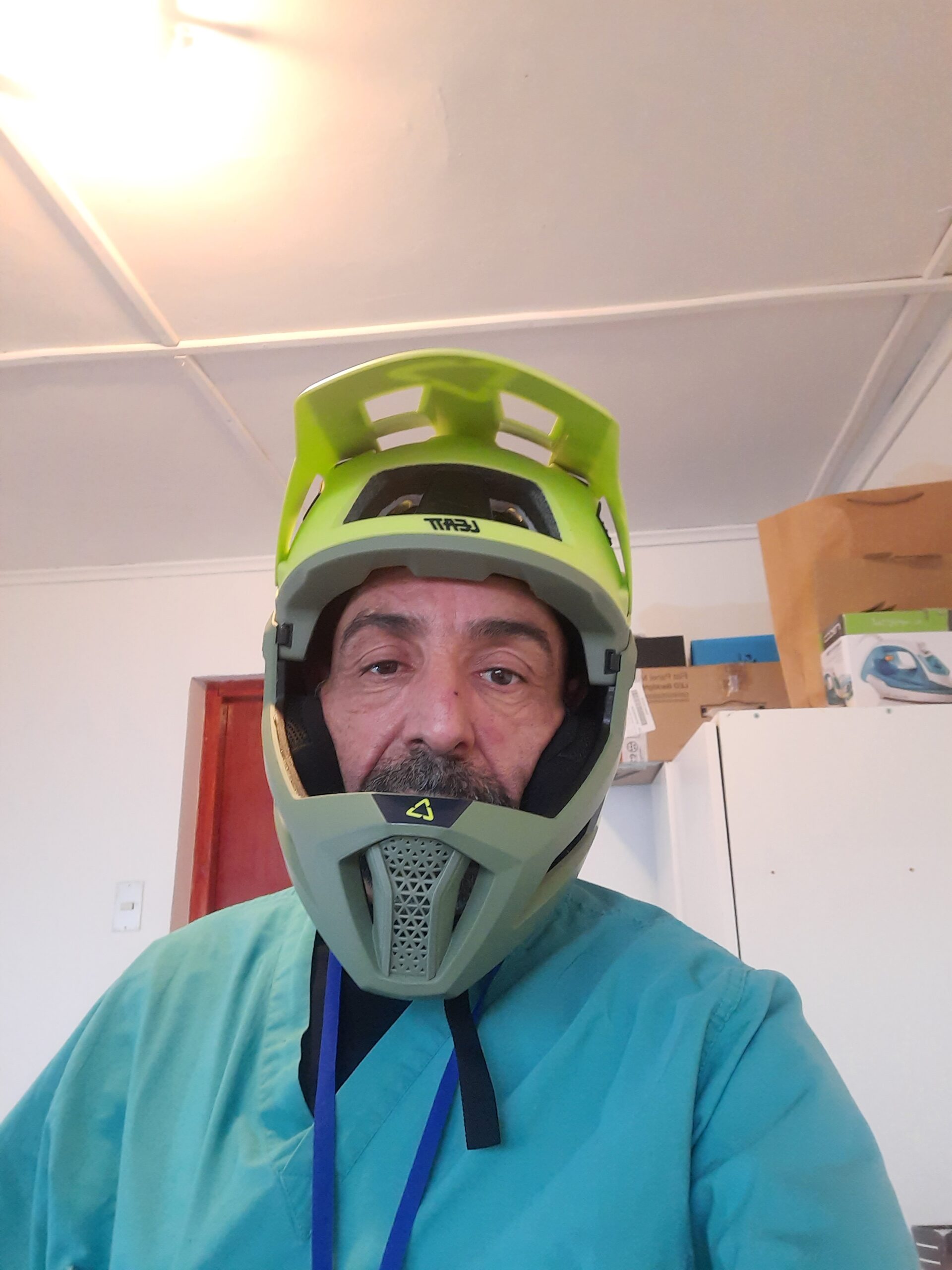 Leatt Helmet Mountain Bike Enduro 4.0 customer photo 1