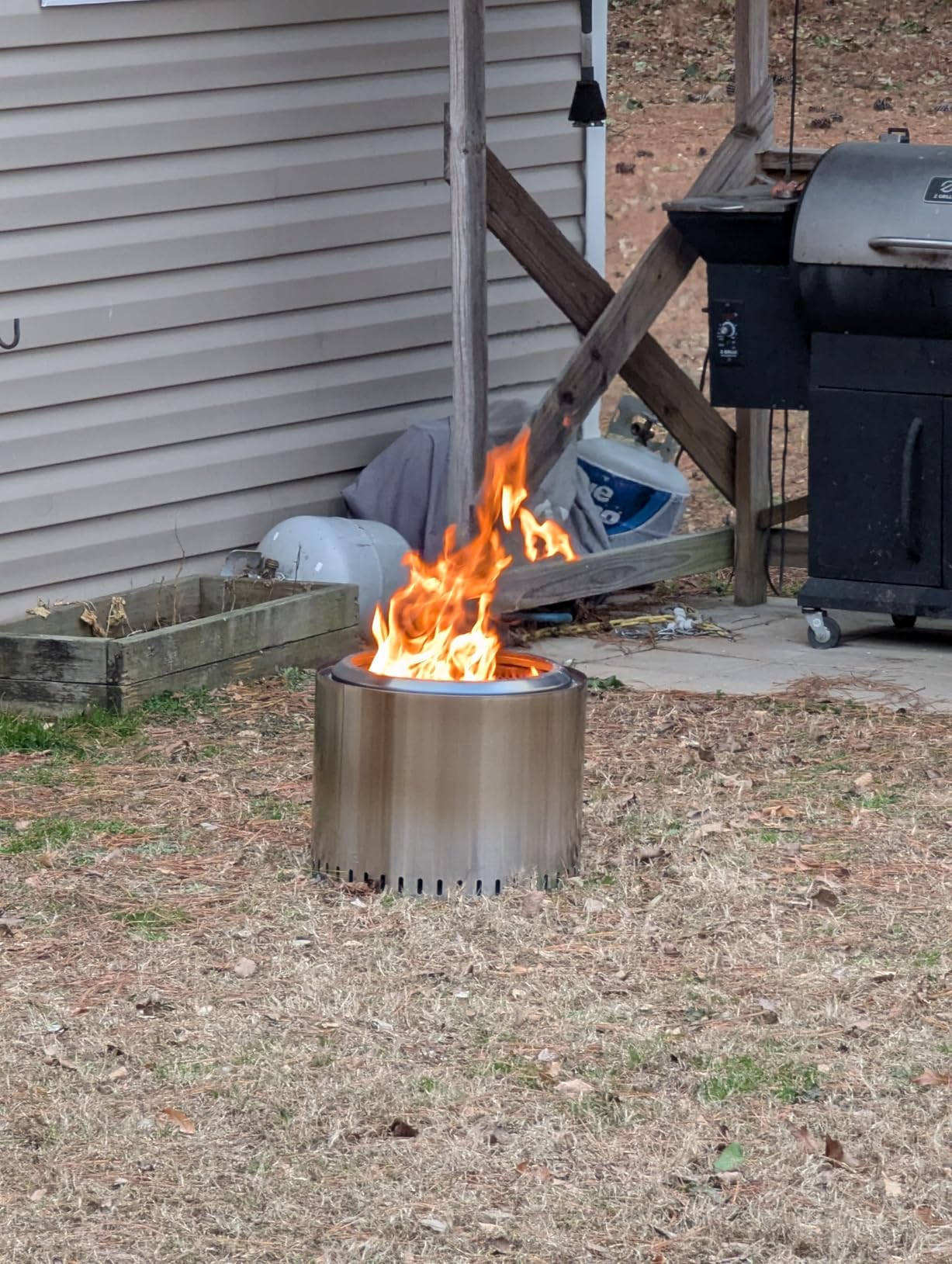 OutVue 19.5 inch Stainless Steel Smokeless Fire Pit, Outdoor Smokeless Firepit, Wood Burning Fire Pits for Camping, Bonfire, Low Smoke Firepit for Outside (Vertical Hole) customer photo 1