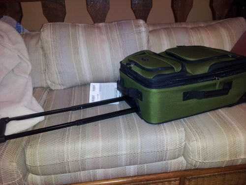 U.S. Traveler Rio Lightweight Softside Rolling Carry-on Suitcase, 2-Wheel Single, Teal customer photo 1