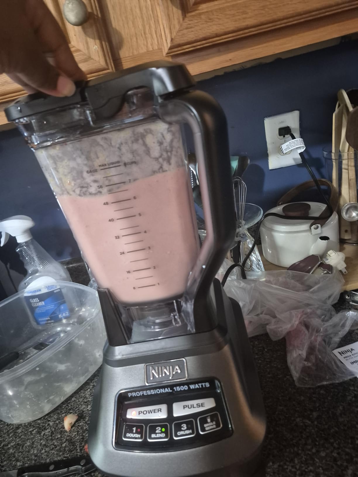 Ninja Kitchen System | All-in-One for Smoothies, Frozen Drinks, Veggie Chopper & More | With Full-Size Pitcher, 8 Cup Food Processor Bowl, (2) 18 oz. Cups | 1200 Watt | Dark Grey | BR601AMZ customer photo 1