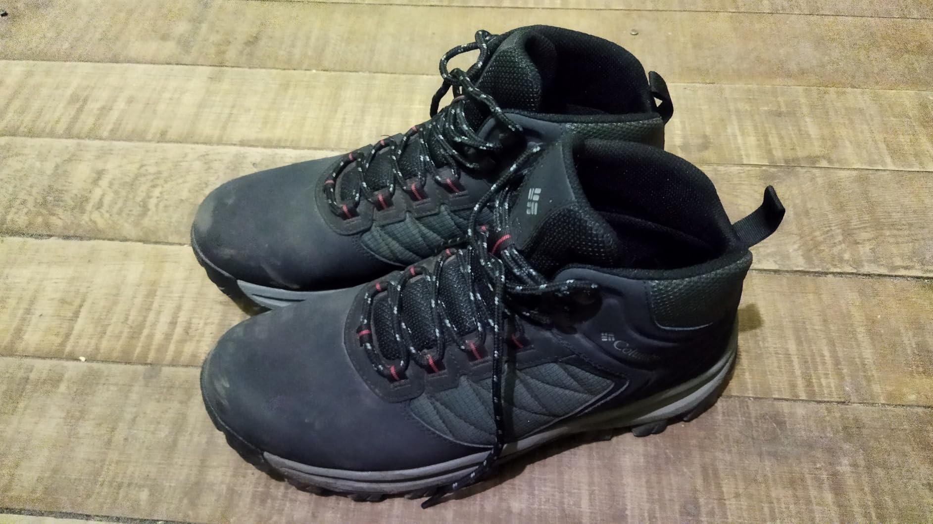Columbia Men's Transverse Hike Waterproof Hiking Boots customer photo 1