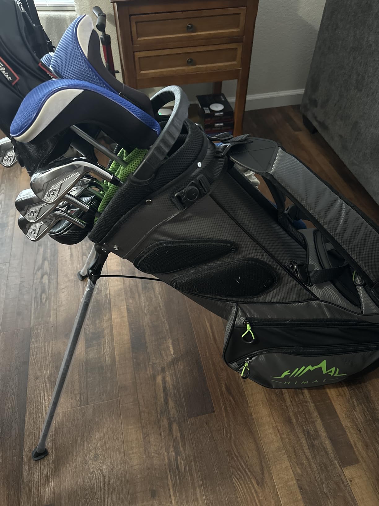 uniHimal 14 Way Dividers Golf Stand Bag Lightweight, Golf Bag for Men Women with Multiple Pockets, Dual Strap and Rain Cover Hood customer photo 2