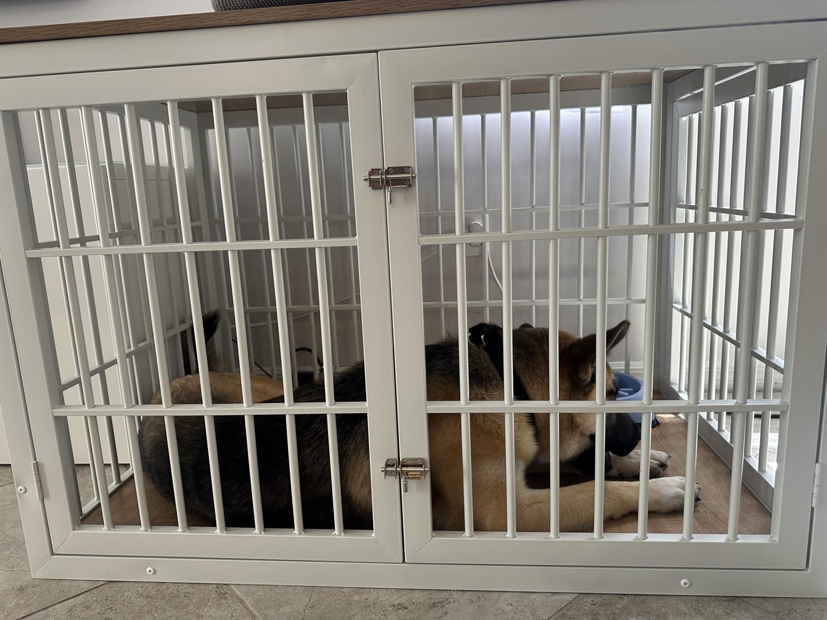 rehomerance 26 Inch Heavy Duty Dog Crate Furniture for Small Dogs, Decorative Pet House End Table, Wooden Cage Kennel Furniture Indoor, White and Natural customer photo 2