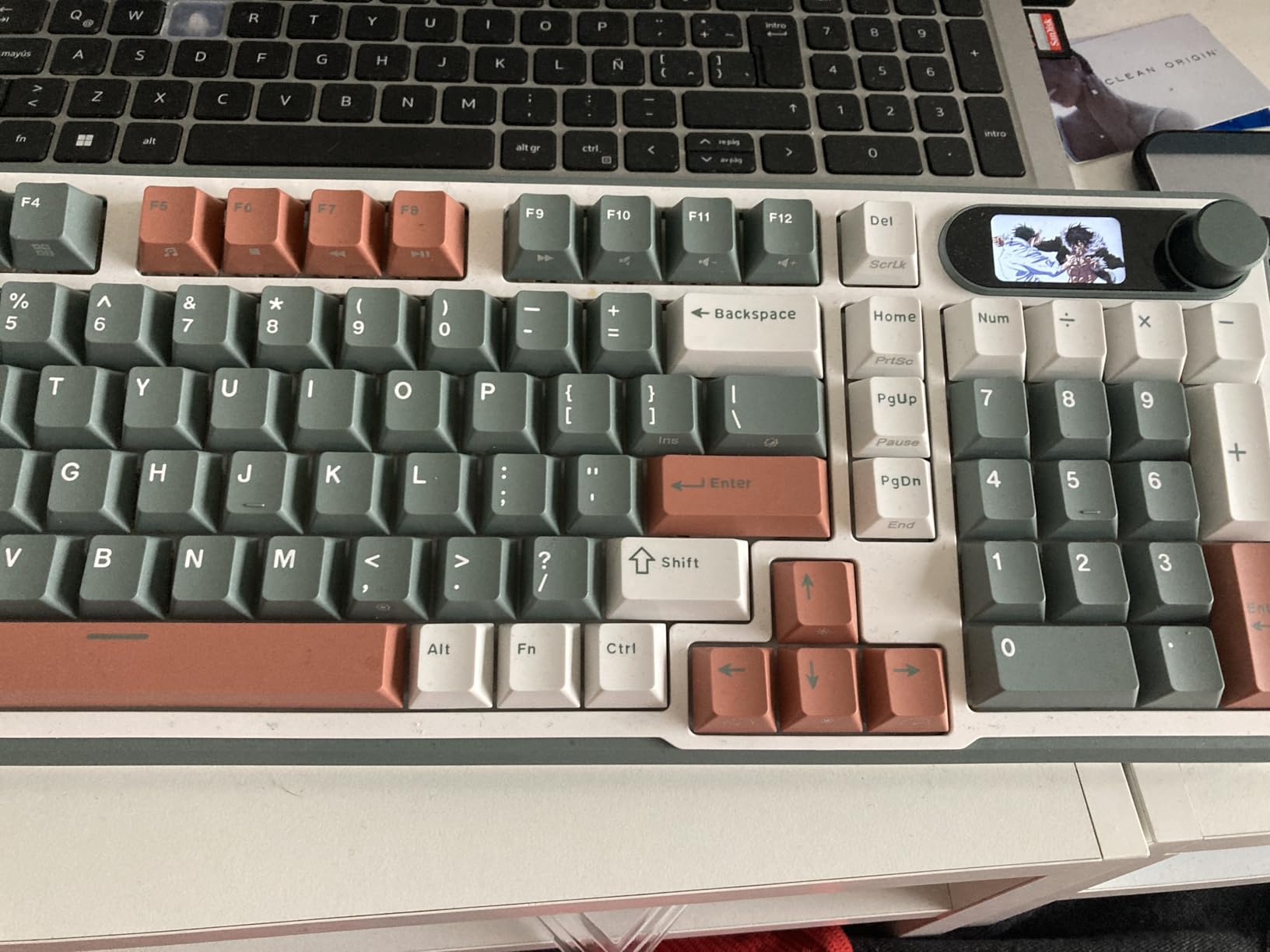 RK ROYAL KLUDGE S98 Wireless Mechanical Keyboard w/Smart Display & Knob | 96% Top Mount RGB Gaming Keyboard BT/2.4G/USB-C, 5-Layer Noise Dampening, Creamy Sound Pre-lubed Switch,Hot Swap, 98 Keys customer photo 1