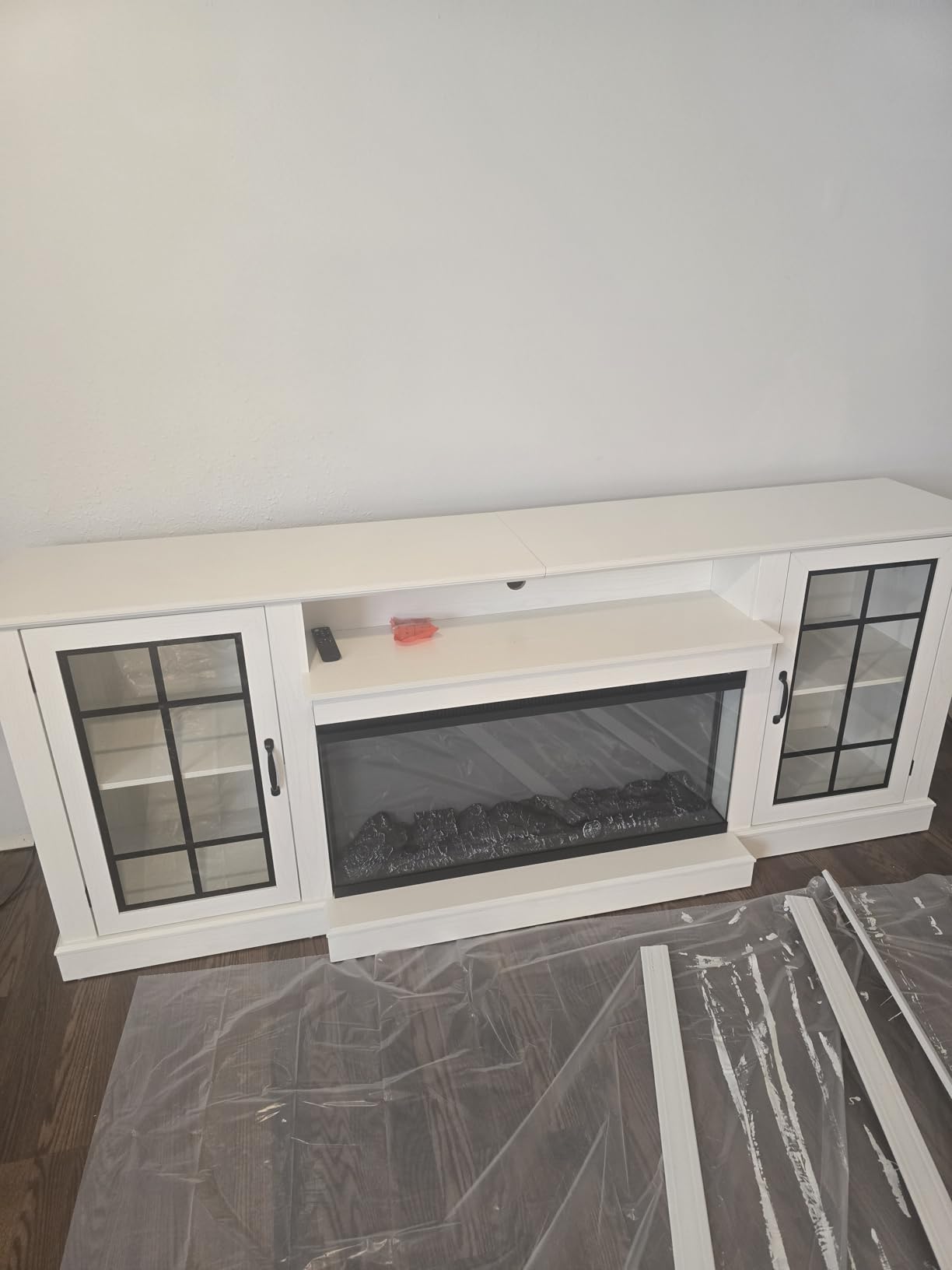 oneinmil 59'' Fireplace TV Stand, 3 Sided Glass Media Entertainment Center Console Table for TVs up to 65'' with Glass Door Adjustable Flame LED Color for Living Room, Set of TV Table, White customer photo 2