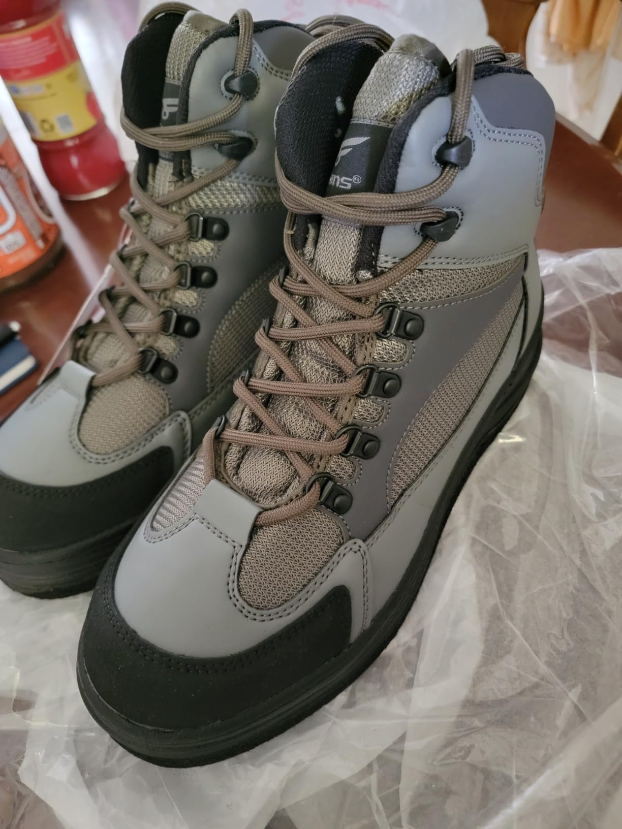 8 Fans Men's Wading Boots Non-Slip Felt Sole customer photo 1