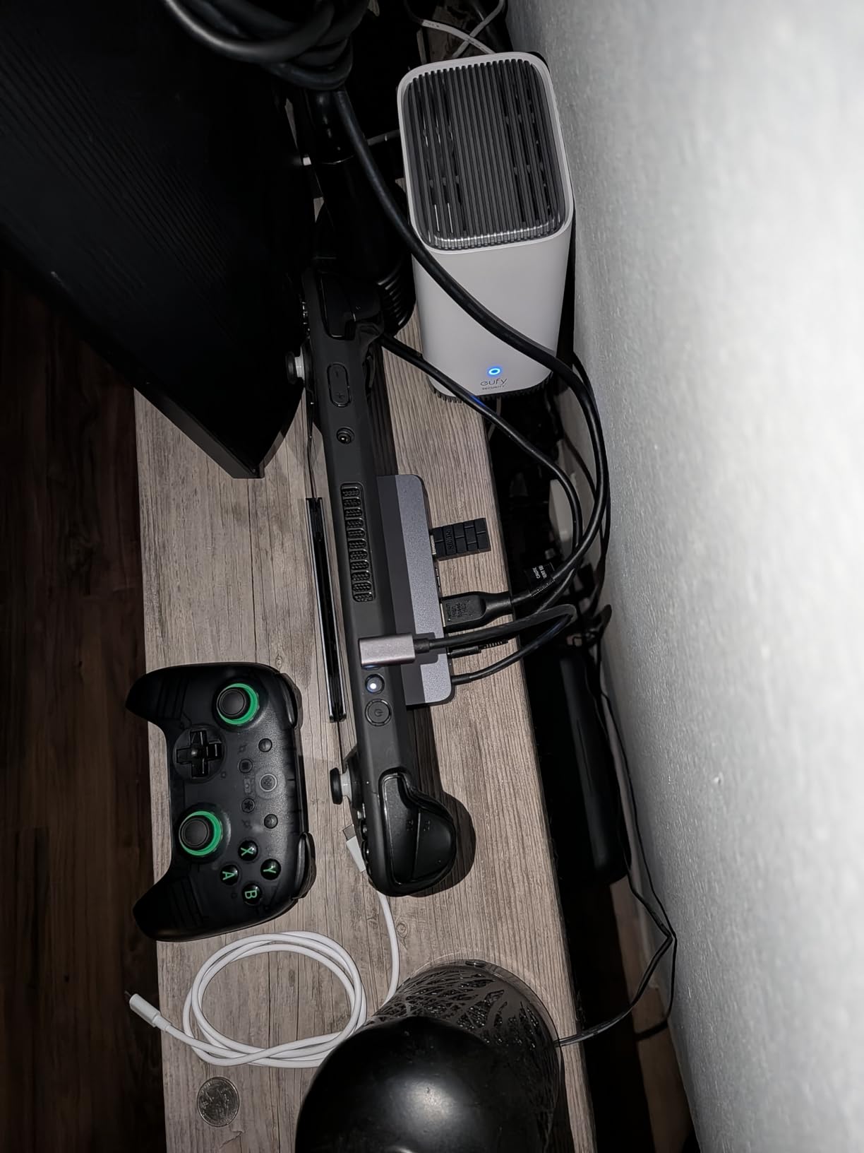 Anker Steam Deck Dock, Docking Station for Steam Deck (OLED)/ROG Ally/Legion Go, 6-in-1 USB C Hub with HDMI 4K@60Hz, 1Gbps Ethernet, 2 USB-A and 1 USB-C Port, 90W Fast Charging (Not for Rog Ally X) customer photo 1