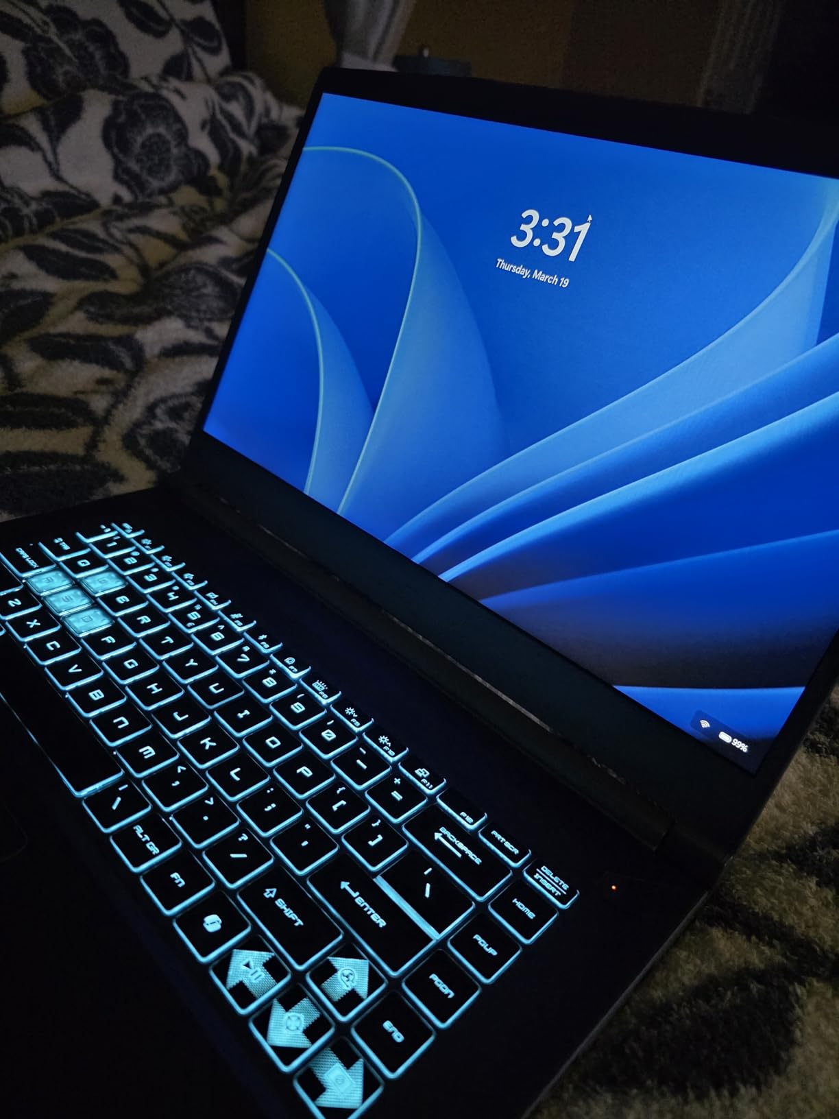 MSI Thin 15 B13VE-1697CA 15.6 inch 144Hz Gaming Laptop Intel Core i5-13420H RTX 4050 16GB 512GB NVMe SSD Windows 11 customer photo 2