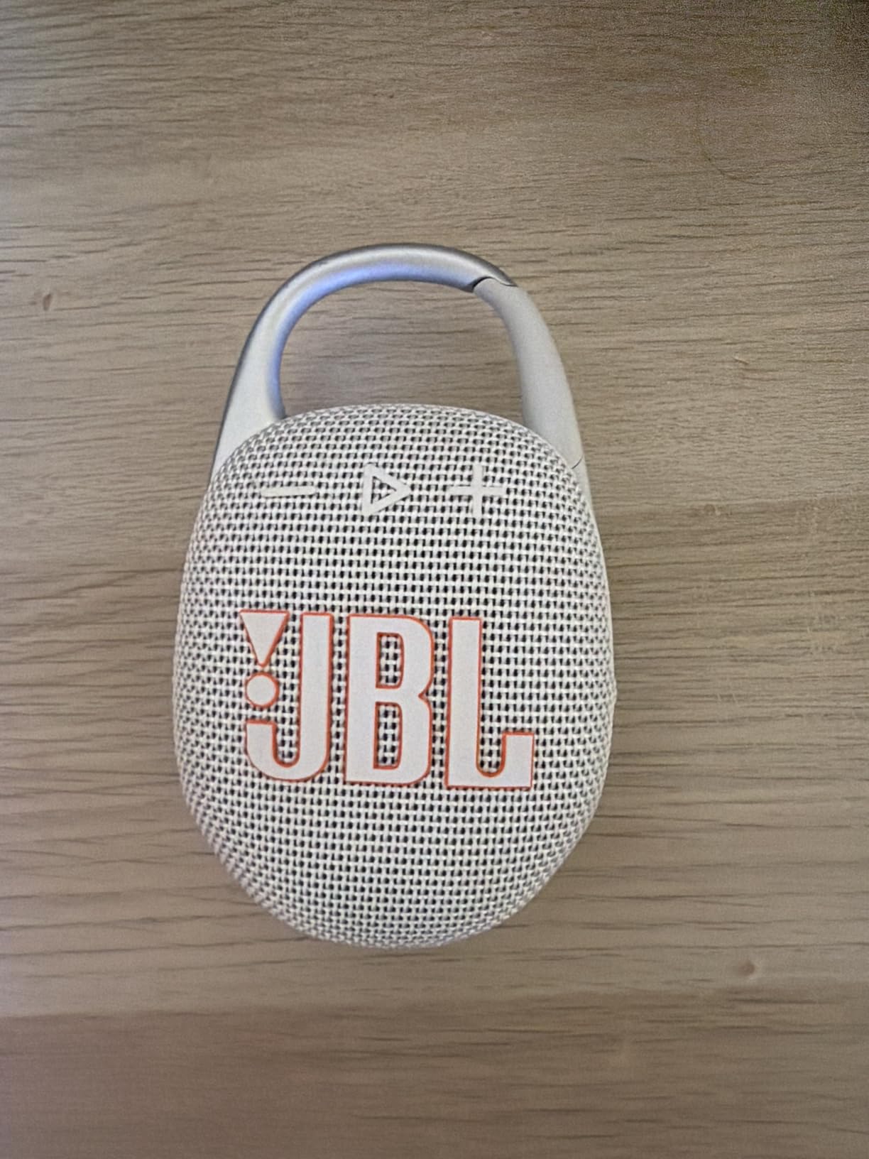 Clip 5 - Ultra-Portable, Waterproof & Dustproof Bluetooth Speaker, Big JBL Pro Sound with Punchy bass, Integrated Carabiner, Up to 12 Hours of Play, Made in Part with Recycled Materials (Black) customer photo 1