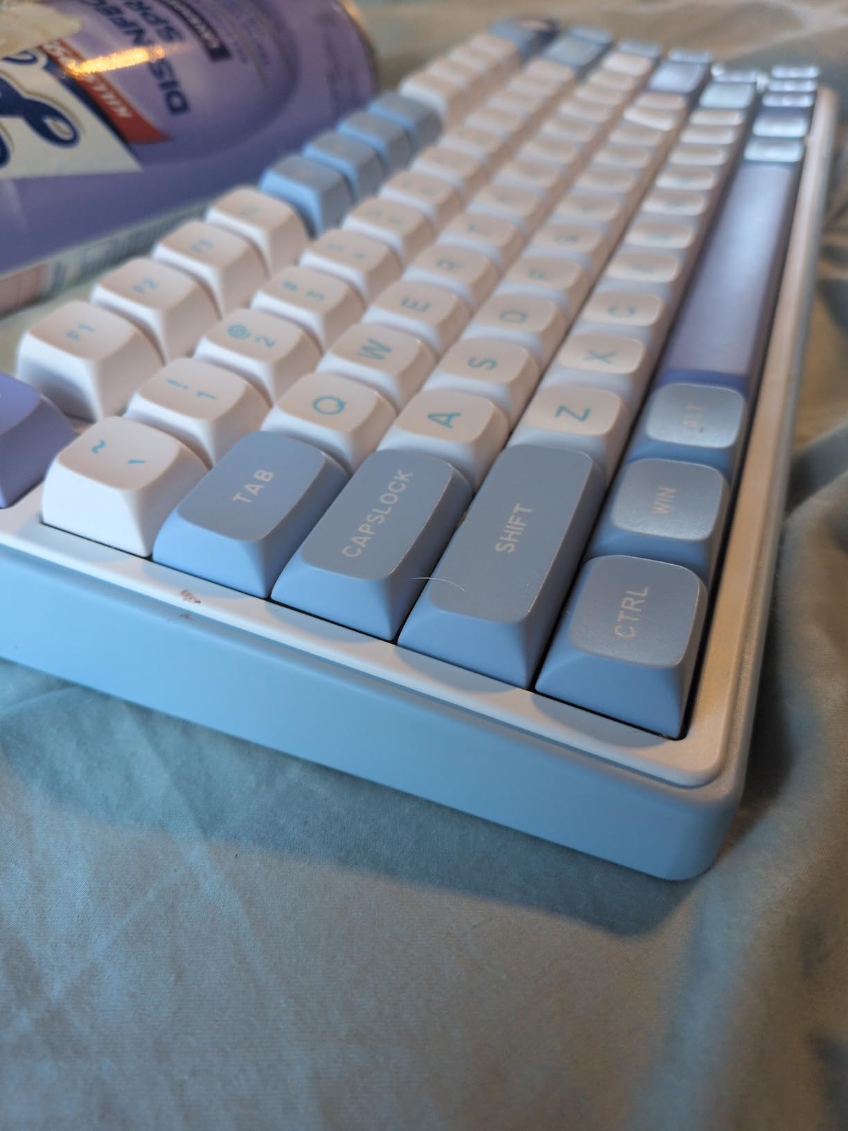 RK ROYAL KLUDGE R75 Wired Mechanical Keyboard with Volume Knob, 75% Mechanical Gaming Keyboard Gasket Mount, Hot Swappable Silver Switch, MDA Profile PBT Keycaps customer photo 1