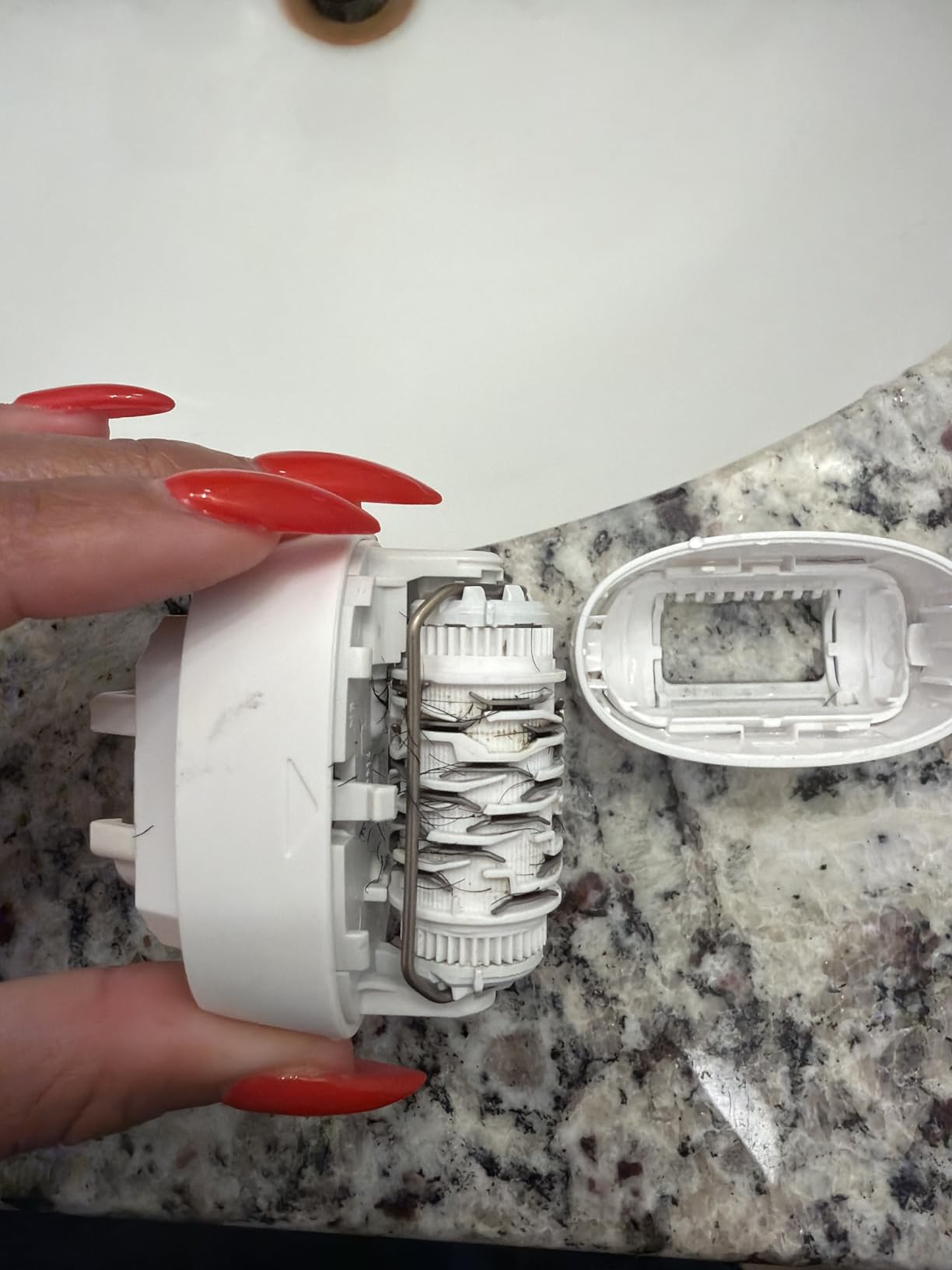 Braun Epilator Silk-epil 5, Hair Removal Device, Women Shaver & Trimmer, Wet and Dry, Includes Skin Contact Cap, SE5-011, Grey customer photo 1