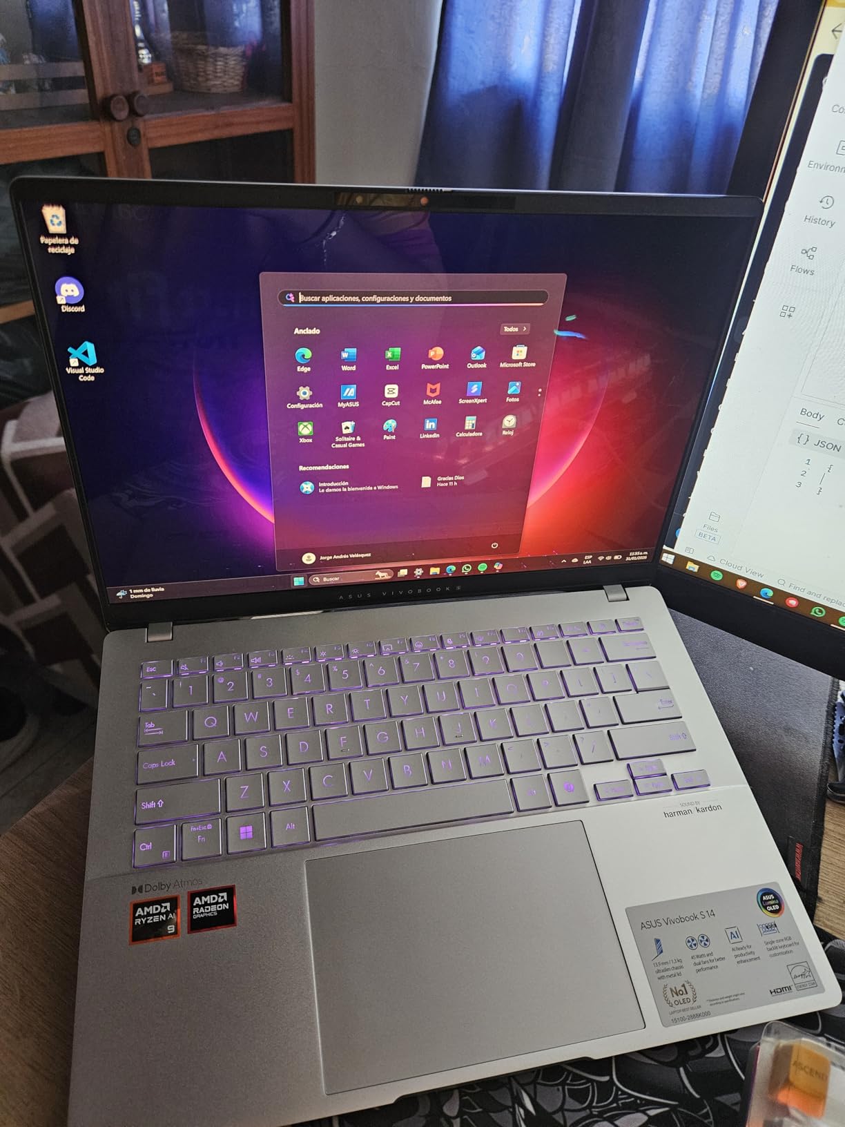 ASUS Vivobook S 14 OLED Slim Laptop, AMD Ryzen AI 9 365 (10 Cores), 24GB, 1TB SSD, Customizable RGB Keyboard, Cool Silver, M5406WA-AH94 customer photo 1