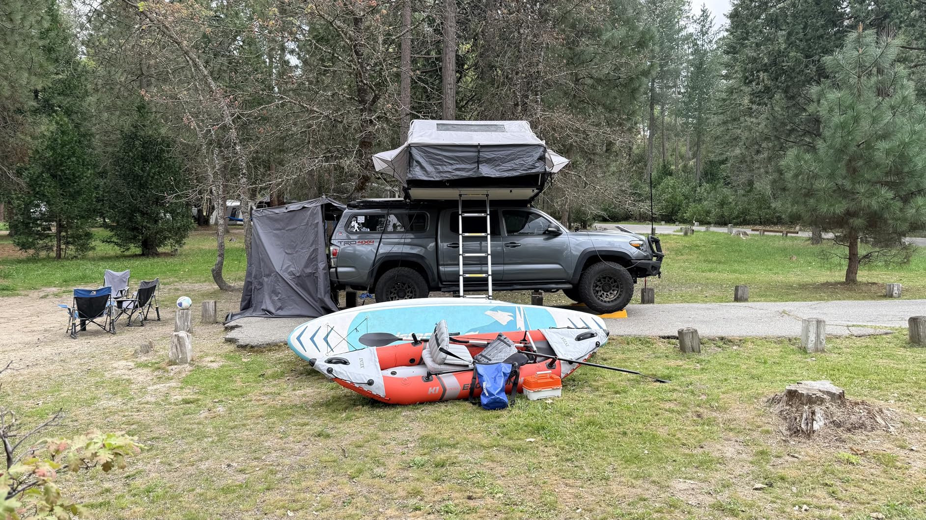 Overland Vehicle Systems 18309909 HD Nomadic 270 LTE Awning Wall 1 & 2 Driver Side | Dark Gray Fabric with Green Trim | Velcro Attachment | Weather-Resistant customer photo 2