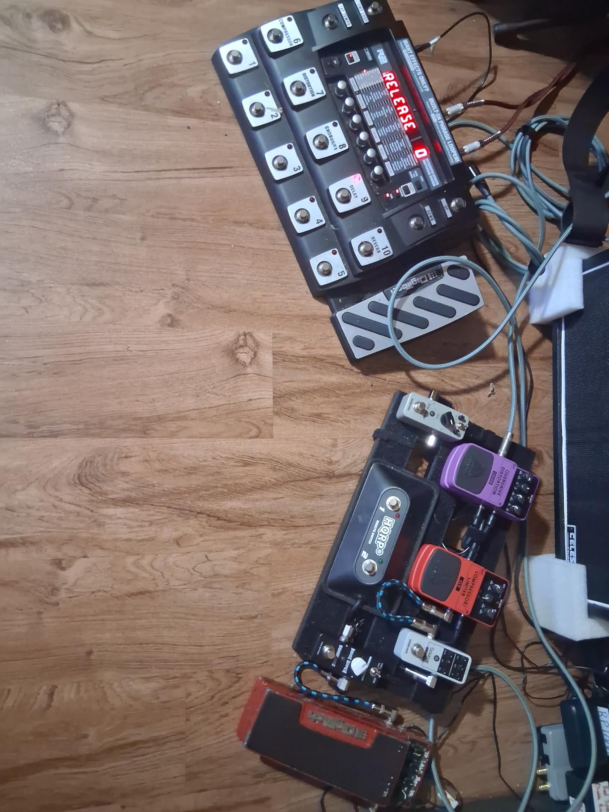 STRICH Guitar Pedal Board Extra Large Size, Aircraft Grade Aluminum 2.9lb Lightweight Pedalboard 25'' x 12.7'' x 2.83'' Effect Pedals board with Carry Bag, STANDARD 25 (Angled) customer photo 1