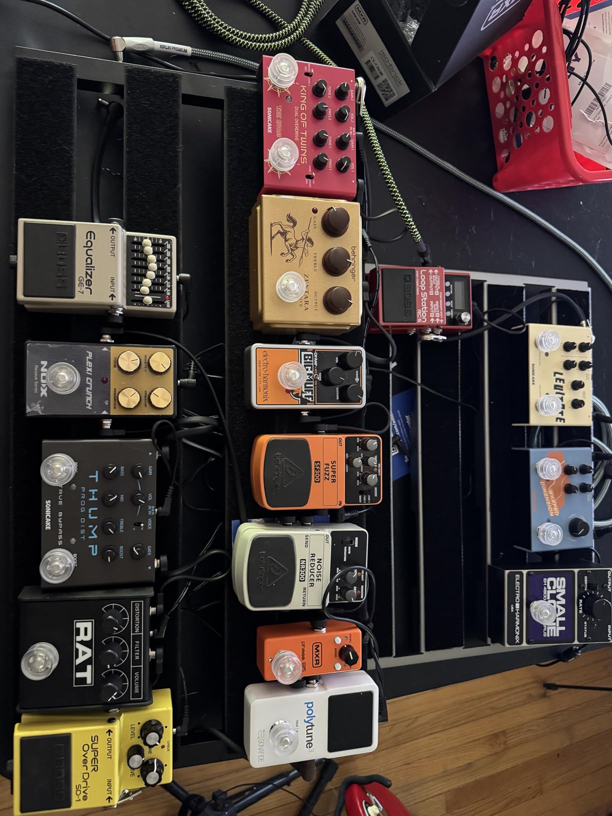 STRICH Guitar Pedal Board Extra Large Size, Aircraft Grade Aluminum 2.9lb Lightweight Pedalboard 25'' x 12.7'' x 2.83'' Effect Pedals board with Carry Bag, STANDARD 25 (Angled) customer photo 2
