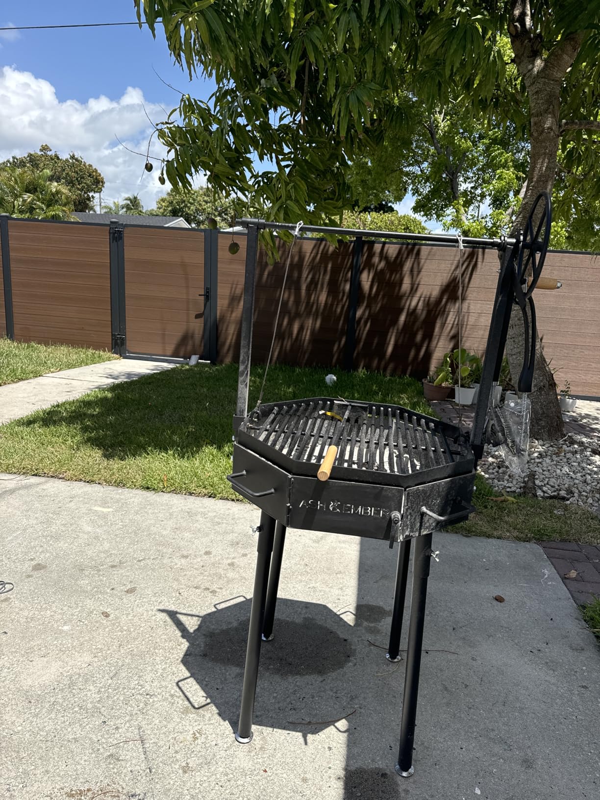 TITAN GREAT OUTDOORS Ash & Ember Santa Maria Grill, Argentine Style Open Fire Grill, Adjustable Cooking Grate with Flywheel customer photo 2