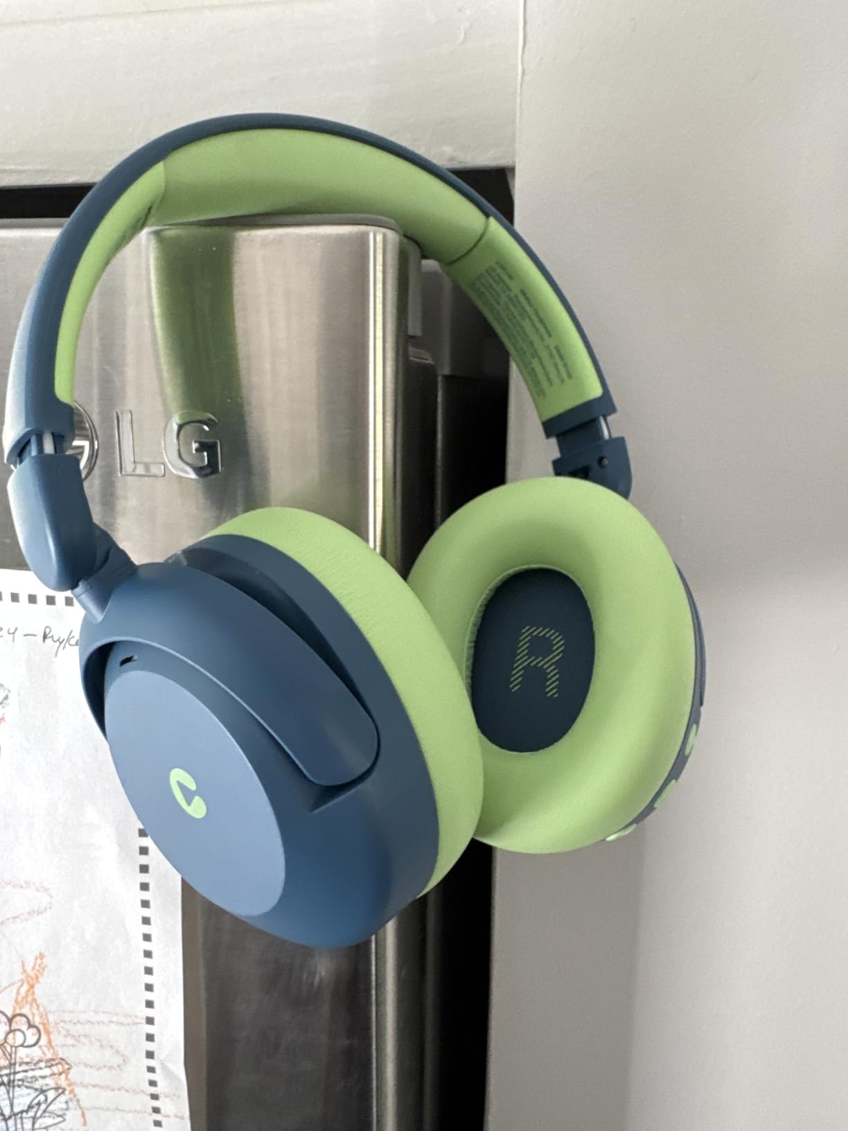 iClever BTH20 Active Noise Cancelling Headphones for Kids, 60H Play Time, Type C Fast Charging, Safe Volume 80dBA, Bluetooth5.4, Award-Winning Kids Headphones Wireless for iPad Tablet Airplane, Blue customer photo 2