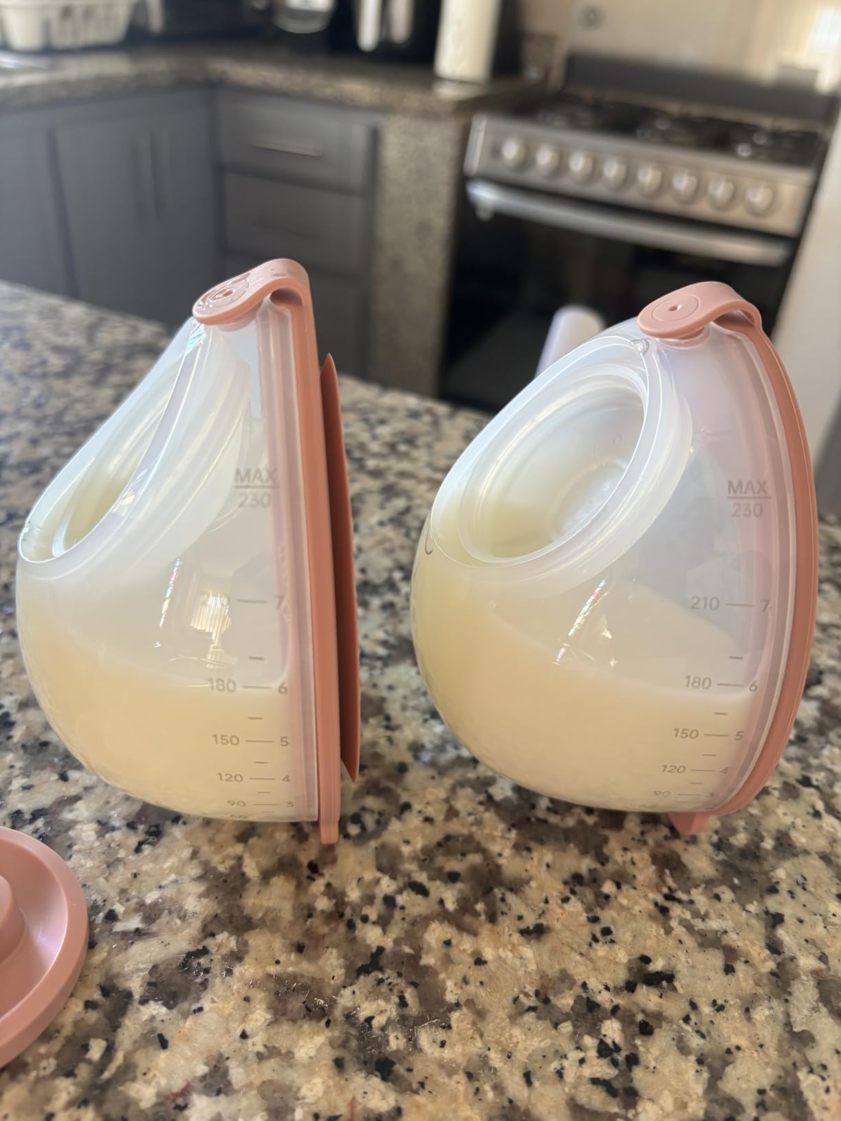 Momcozy V1 Pro Wearable Breast Pump, Hospital-Grade Pocket Primary Pump, Hands-Free Portable Pump with Lightweight Visible Cups for Real Milk Removal customer photo 1