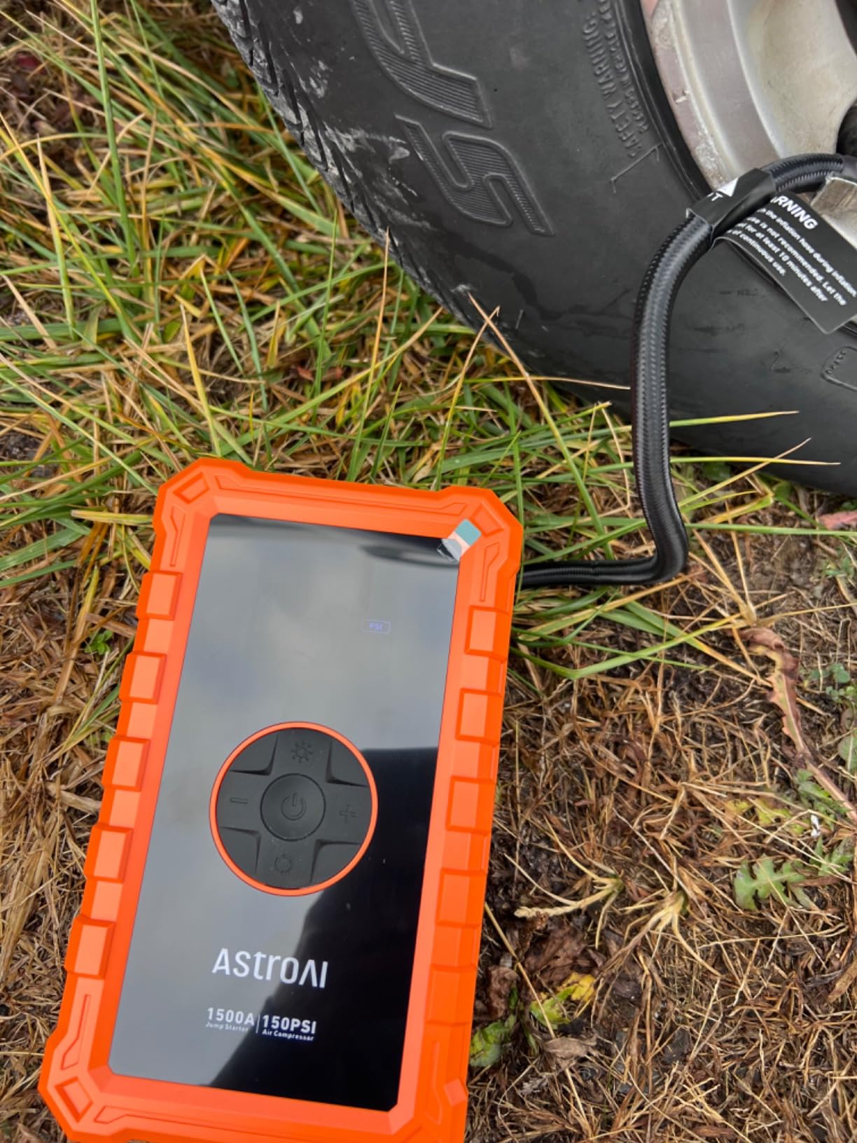 AstroAI S8 Air Jump Starter with Air Compressor, 3000A Peak Car Battery Jump Starter Portable (9.0 Gas/6.5L Diesel) with 150PSI Cordless Auto-Shutoff Tire Inflator customer photo 2