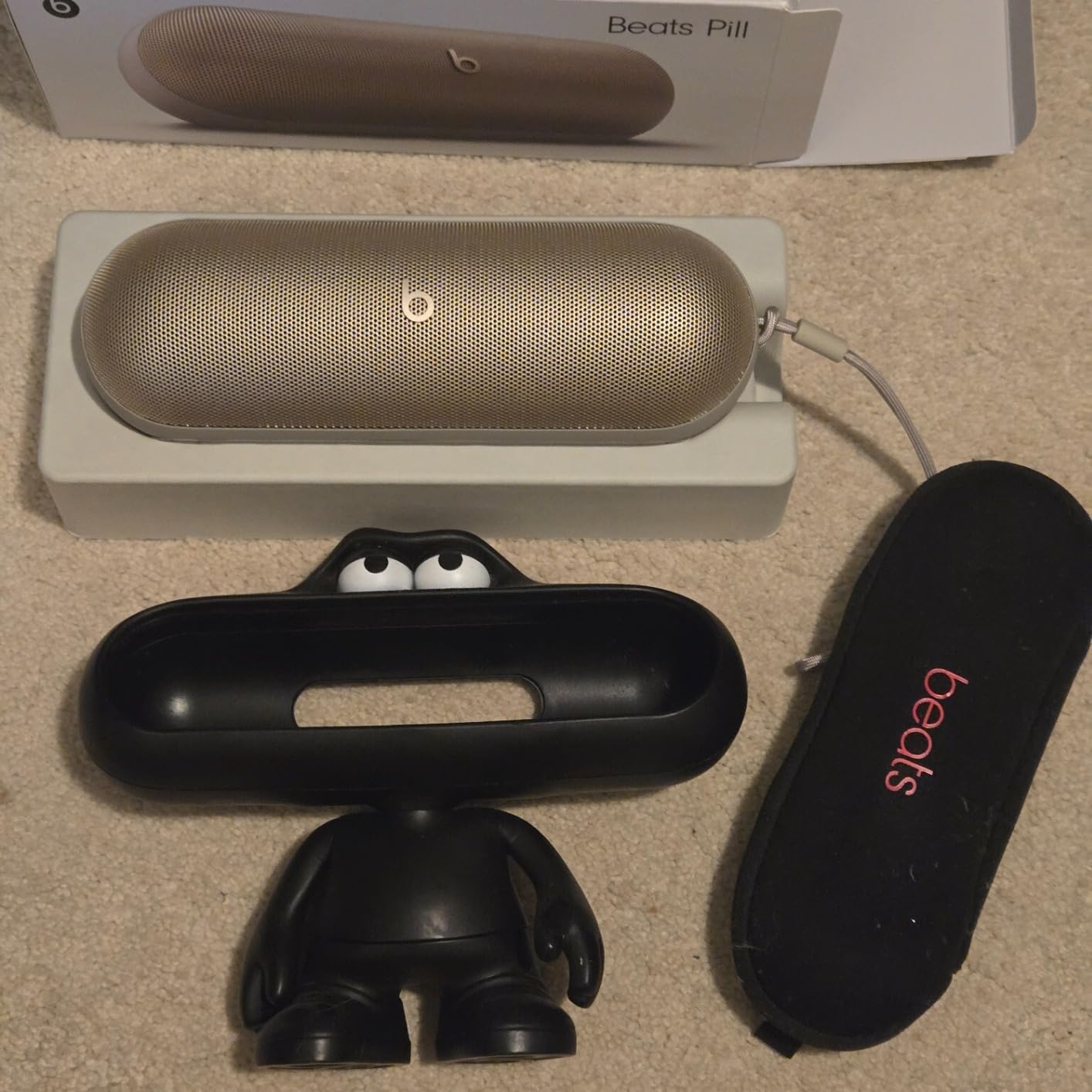 Beats Pill - Portable Bluetooth Speaker - Up to 24H Battery Life, Water Resistant, Seriously Loud Sound (Matte Black) customer photo 2