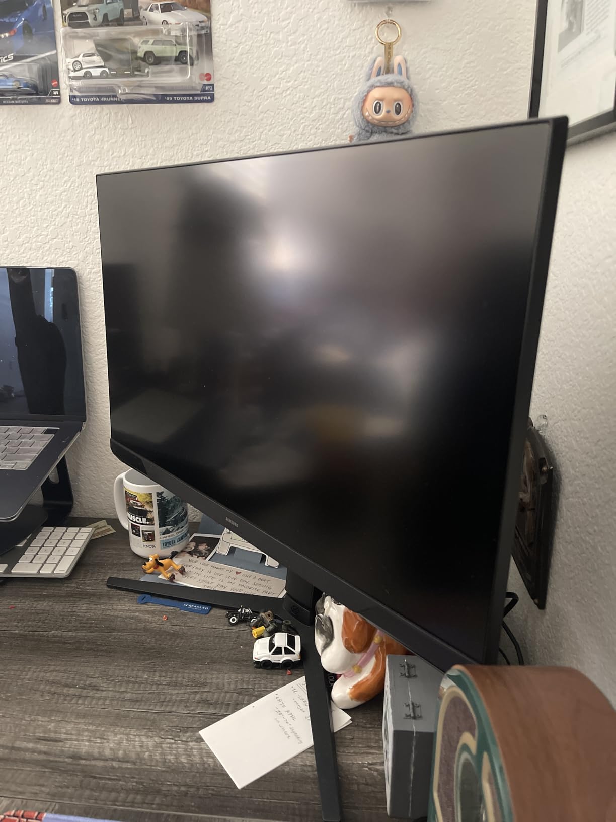 Samsung 32-Inch Odyssey G3 (G30D) Series FHD Gaming Monitor, 1ms, 180Hz, AMD FreeSync, Adjustable Stand, Black Equalizer, Virtual Aim Point, Eye Saver Mode, Flicker-Free customer photo 1