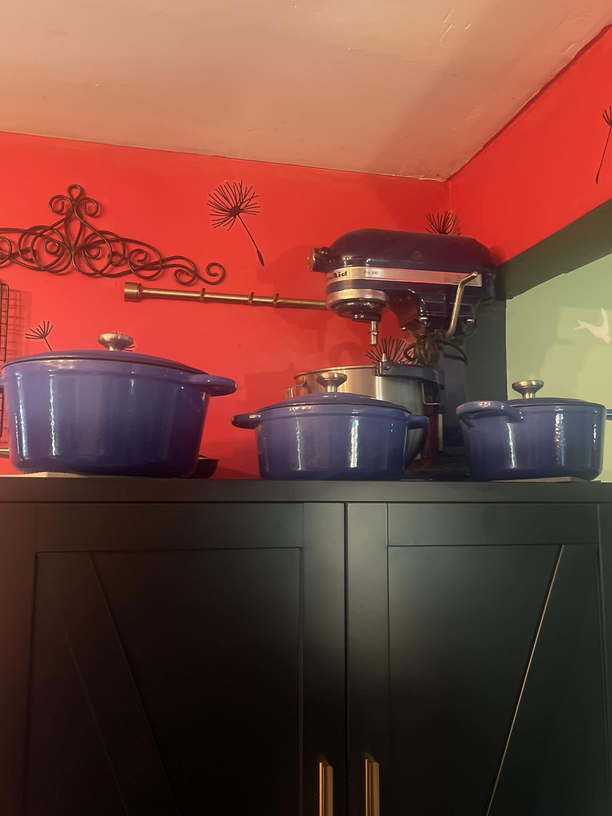 QuliMetal Enameled Cast Iron Cookware Set, 4-Piece Pots and Pans Set with Lids, 10.25