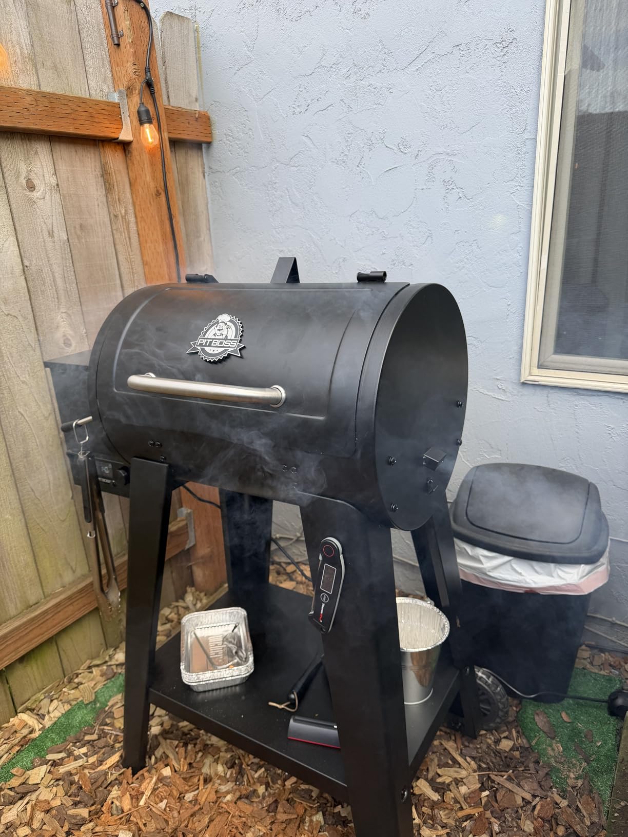 Pit Boss 500 FB2 Series Wood Pellet Grill & Smoker with Flame Broiler and LCD Digital Controller, 518-Sq. In. Cooking Space, 180°F to 500°F Temperature Range, Meat Probe, 5 lb. Pellet Hopper, Black customer photo 1