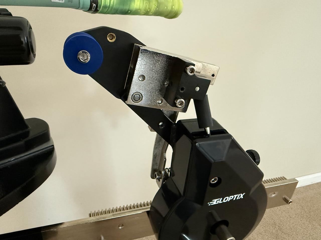 GT-210 Tennis Racket Stringing Machine Manual Vertical Progression Racket String Tools customer photo 1