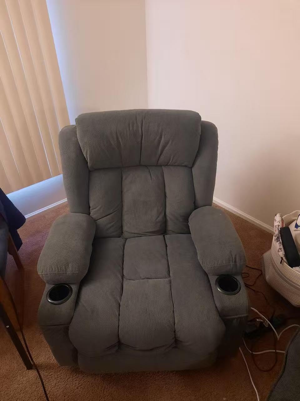 BOSMILLER Power Lift Recliner Chair for Elderly with Vibration Massage and Lumbar Heating, Electric Oversized Single Sofa with Cup Holder and USB Charge Port for Living Room customer photo 1