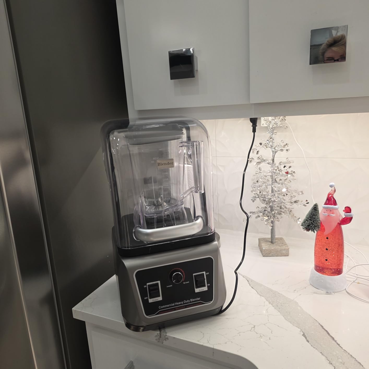 Commercial Blender with Soundproof Shield, 2200W Heavy Duty, 70oz Quiet Professional Blender, Self-Cleaning customer photo 1