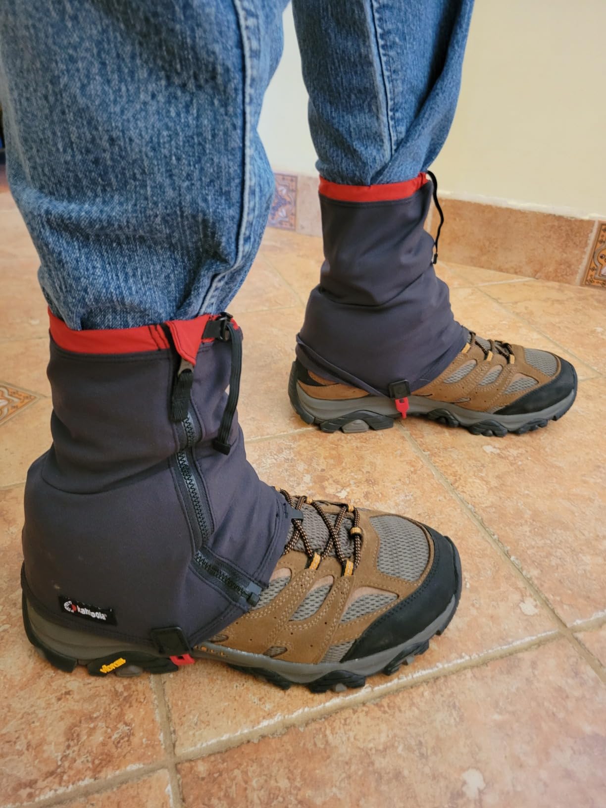 Kahtoola RENAgaiter Mid Gaiters for Hiking, Mountaineering, Trail Running, Shoe & Boot Protection in Mud, Snow & Ice customer photo 2