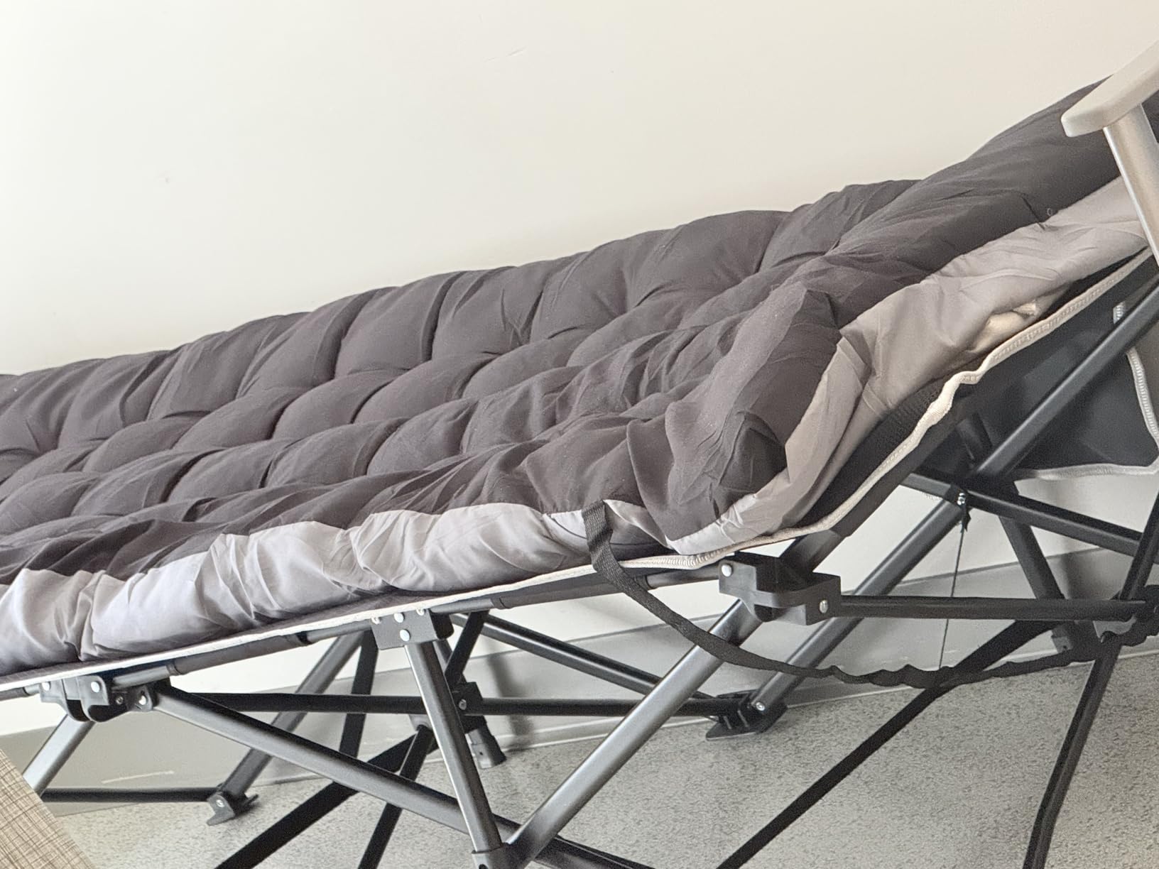 HABUTWAY Camping Cot with Mattress, 32