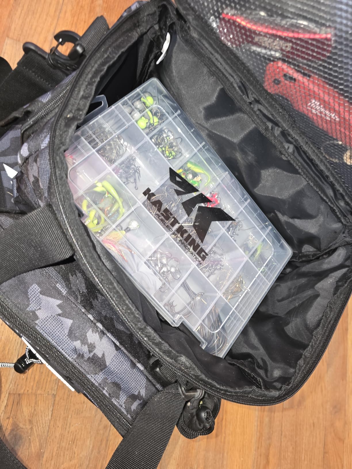 KastKing BaitSpace Fishing Tackle Bag With 4 Tackle Boxes & Removable Bait Binder, Water-Resistant Tackle Storage, Durable Fishing Gear, Adjustable Shoulder Strap customer photo 1