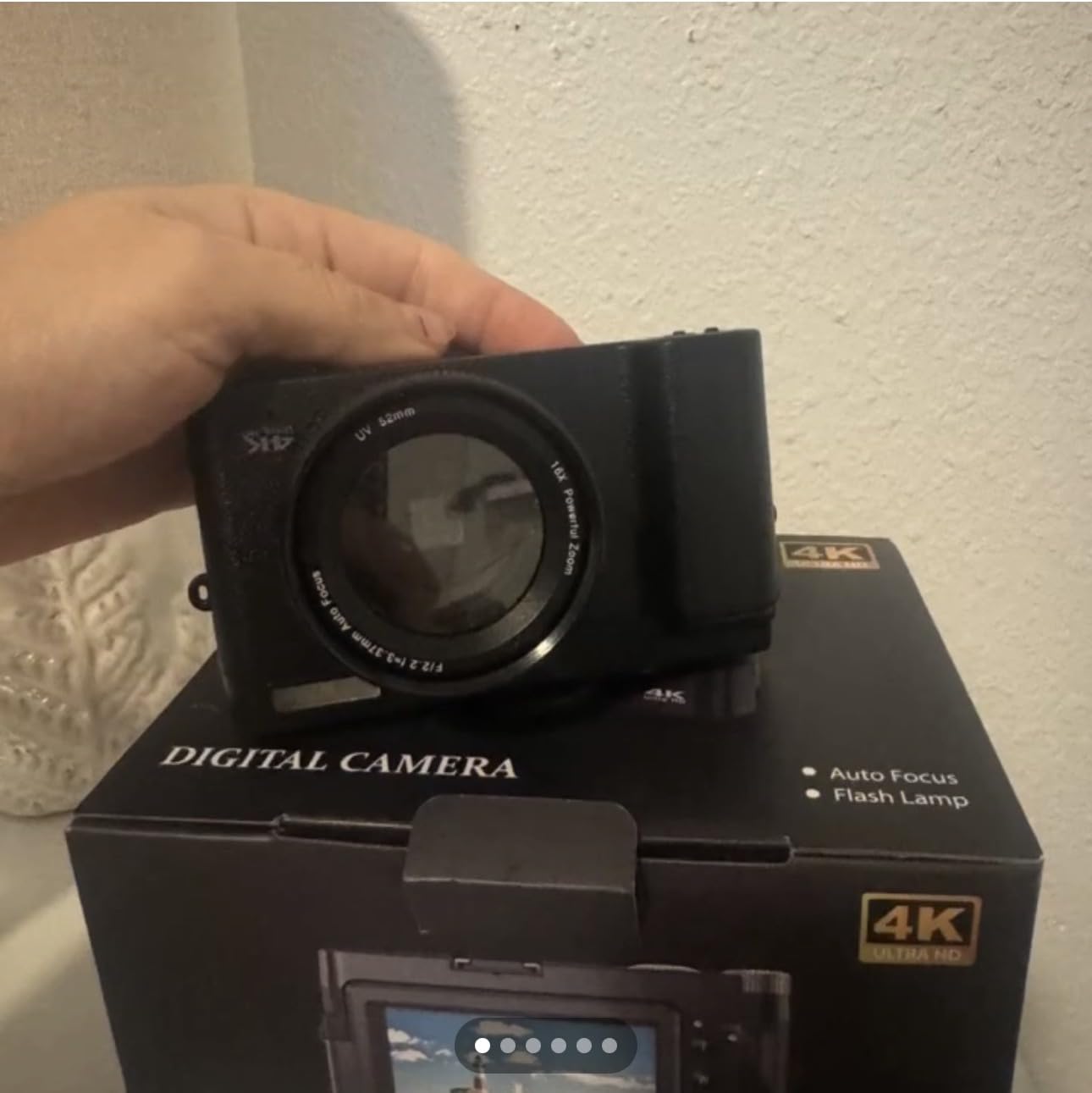 4K Digital Camera for Beginners & Teens, Autofocus 48MP Vlogging Camera for YouTube, 3'' 180 Degree Flip Screen Camera with Flash 16X Zoom, 32G Card Battery Charger Black, Easy to Use customer photo 1