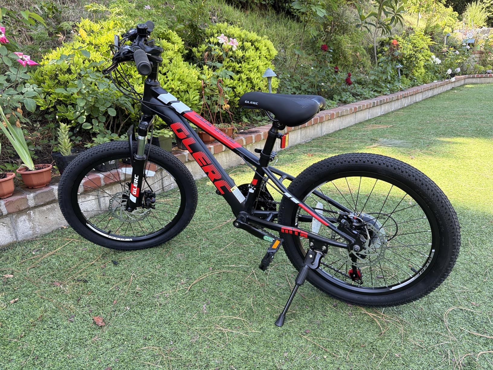 Glerc 20 24 26 Inch Kids Bike, Kids Mountain Bike for Boys and Girls Ages 6+, 21-Speed Skyline Bicycle with Front Suspension and Disc Brakes, Multiple Colors customer photo 2