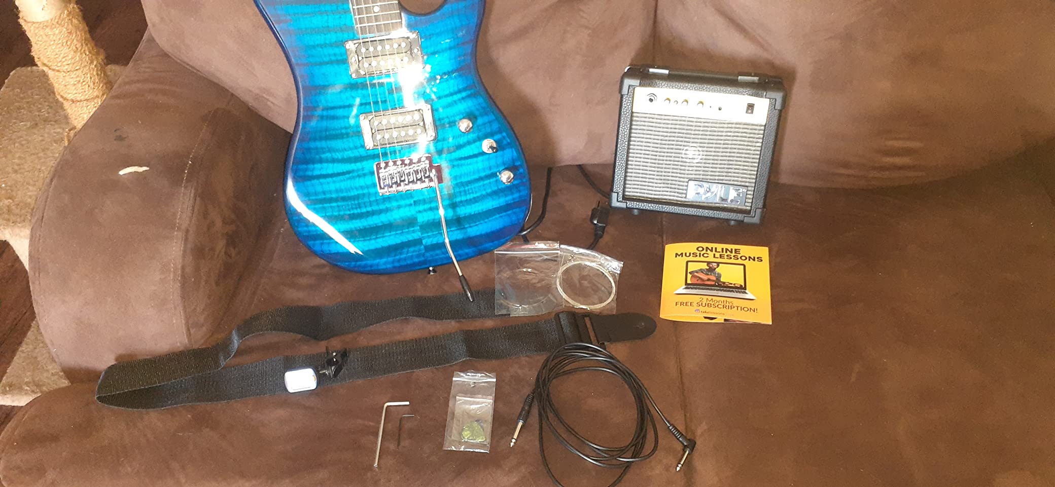Pyle Electric Guitar and Amp Kit - Full Size 39