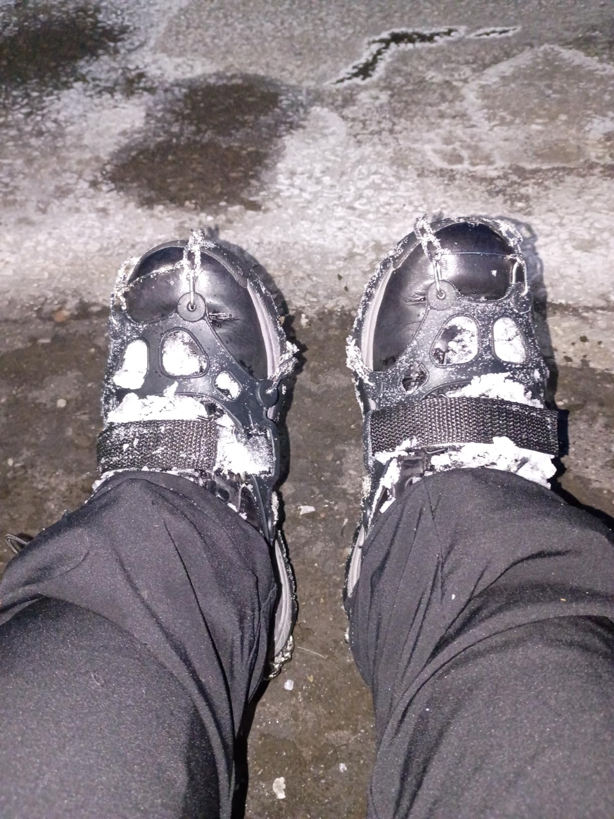 Tomaje 24 Spikes Crampons for Shoes, Anti Slip Ice Cleats for Shoes and Boots, Traction Ice Snow Grip with Stainless Steel Spikes and Silicone Men Women for Hiking, Walking, Climbing, Jogging, Fishing customer photo 1