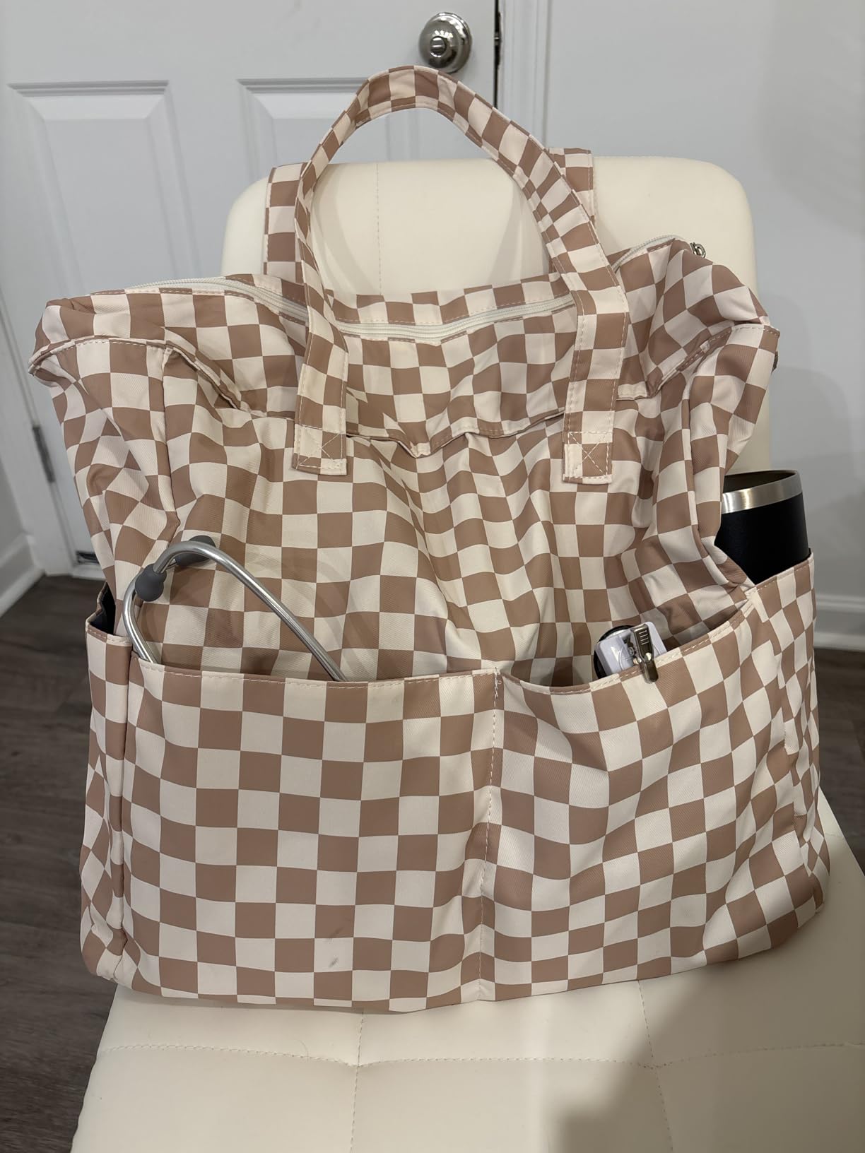 LEDAOU Large Beach Bag Women Waterproof Sandproof Zipper Beach Tote Pool Bag for Swim Gym Grocery Travel with Wet Pocket customer photo 1