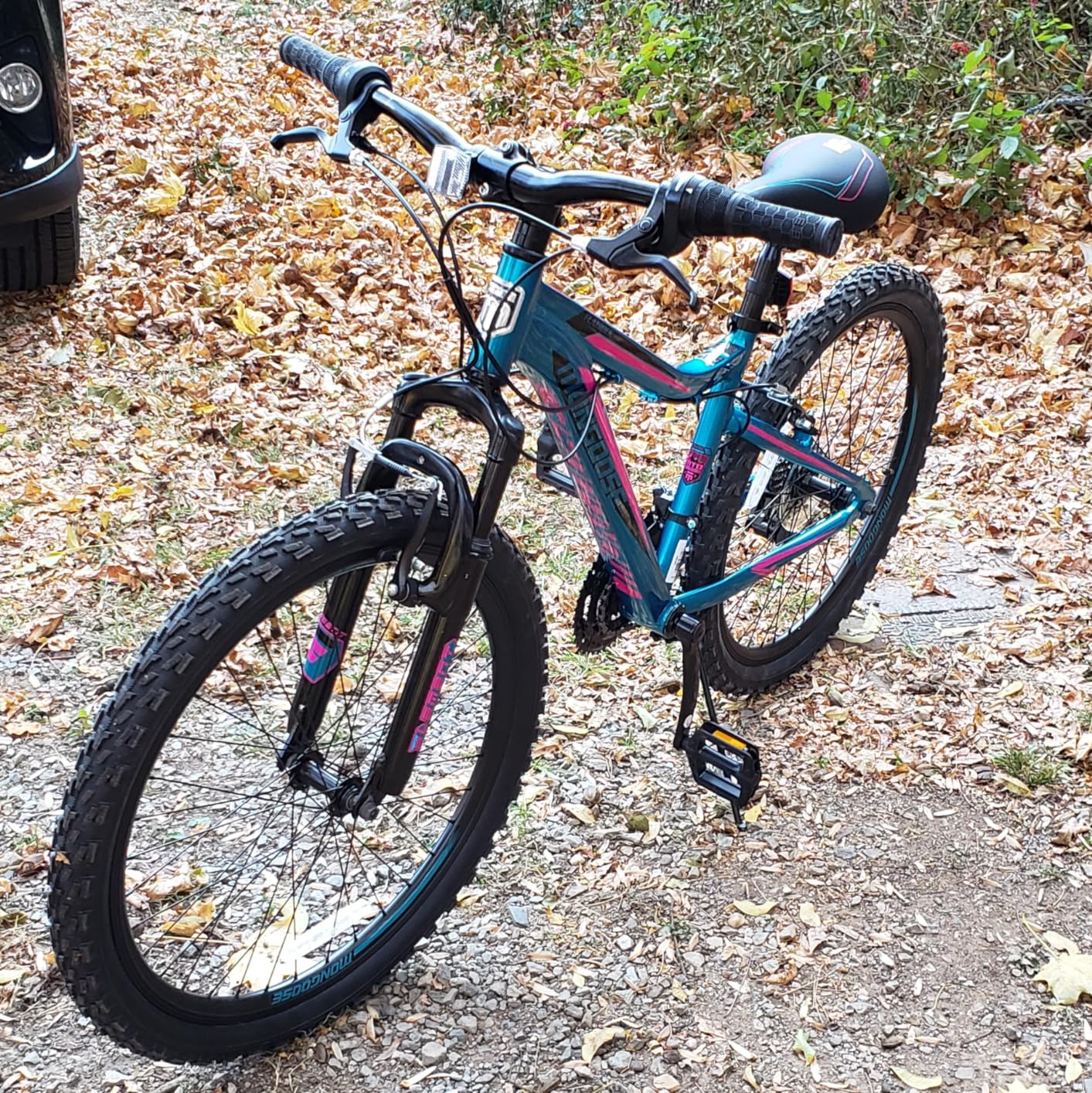 Mongoose Flatrock 24 Inch Mountain Bike customer photo 1