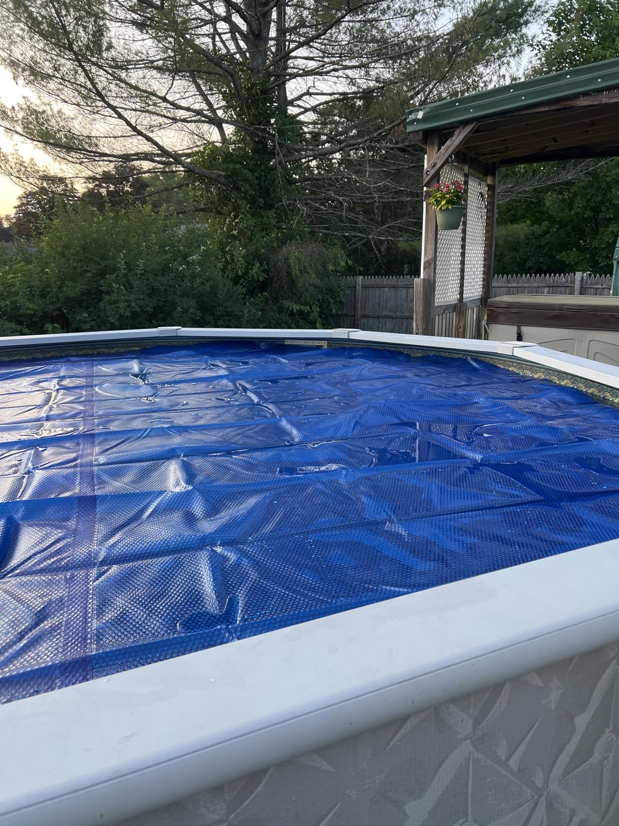 Sapphire Series Round Solar Pool Cover - Extra Durable 16-Mil Polymer Micro Bubble for 21 ft Round Above Ground Pool by Yankee, Keeps Water Warm, Prevents Loss, Weatherproof Solar Blanket customer photo 1