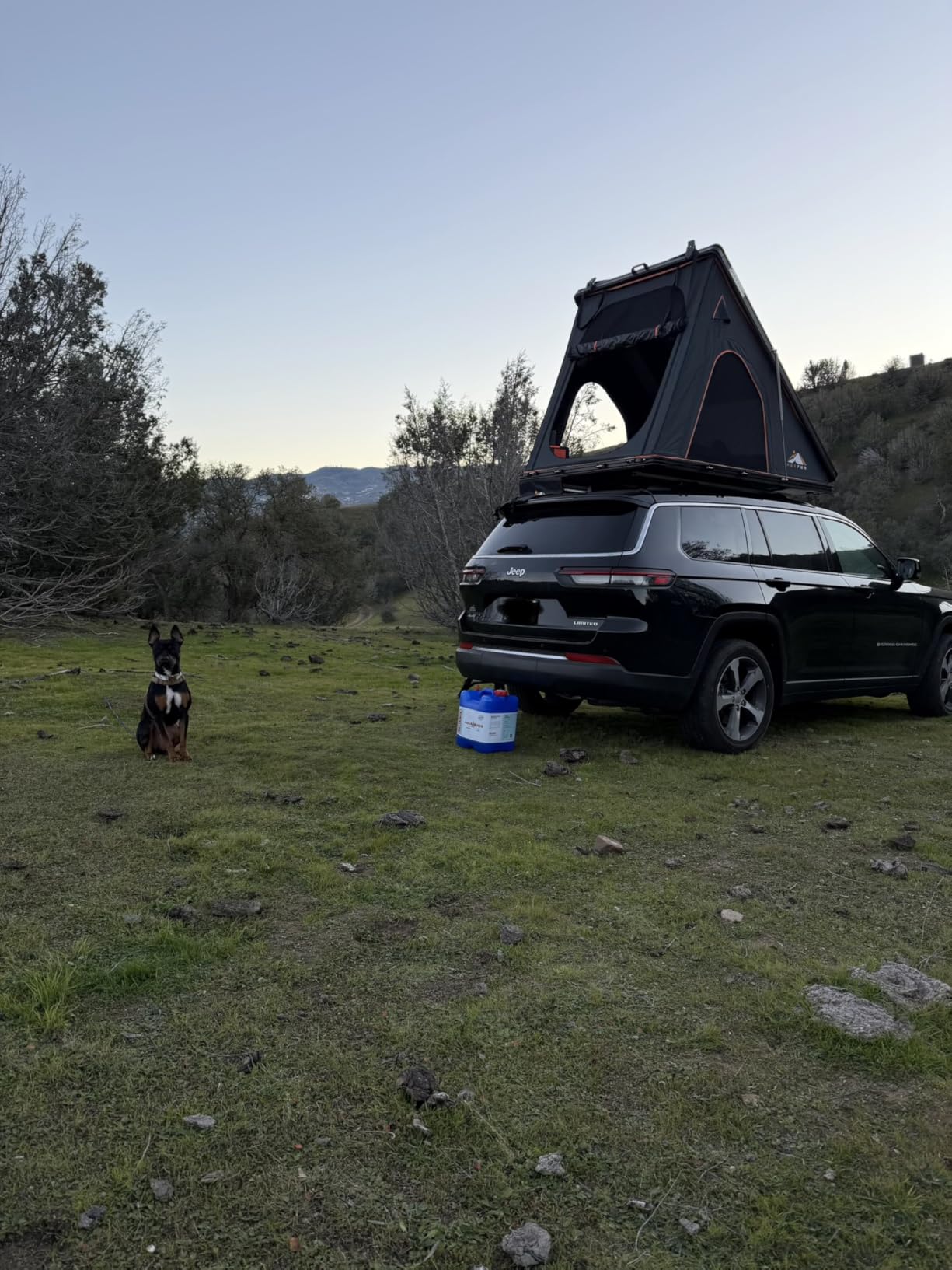 Explorer Pro Rooftop Tent Hard Shell with USB Outlet, Side Awning, Replaceable Netting Curtain & Luggage Racks for 4 Season Camping customer photo 1