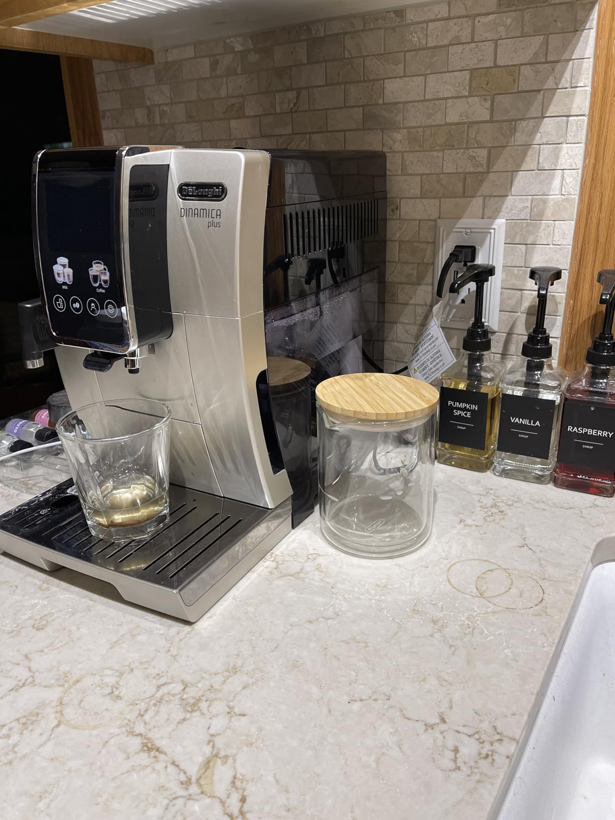 De'Longhi Dinamica Plus Fully Automatic Espresso Machine - 24+ Recipes, Built-in Grinder & Automatic Milk Steam Wand customer photo 2