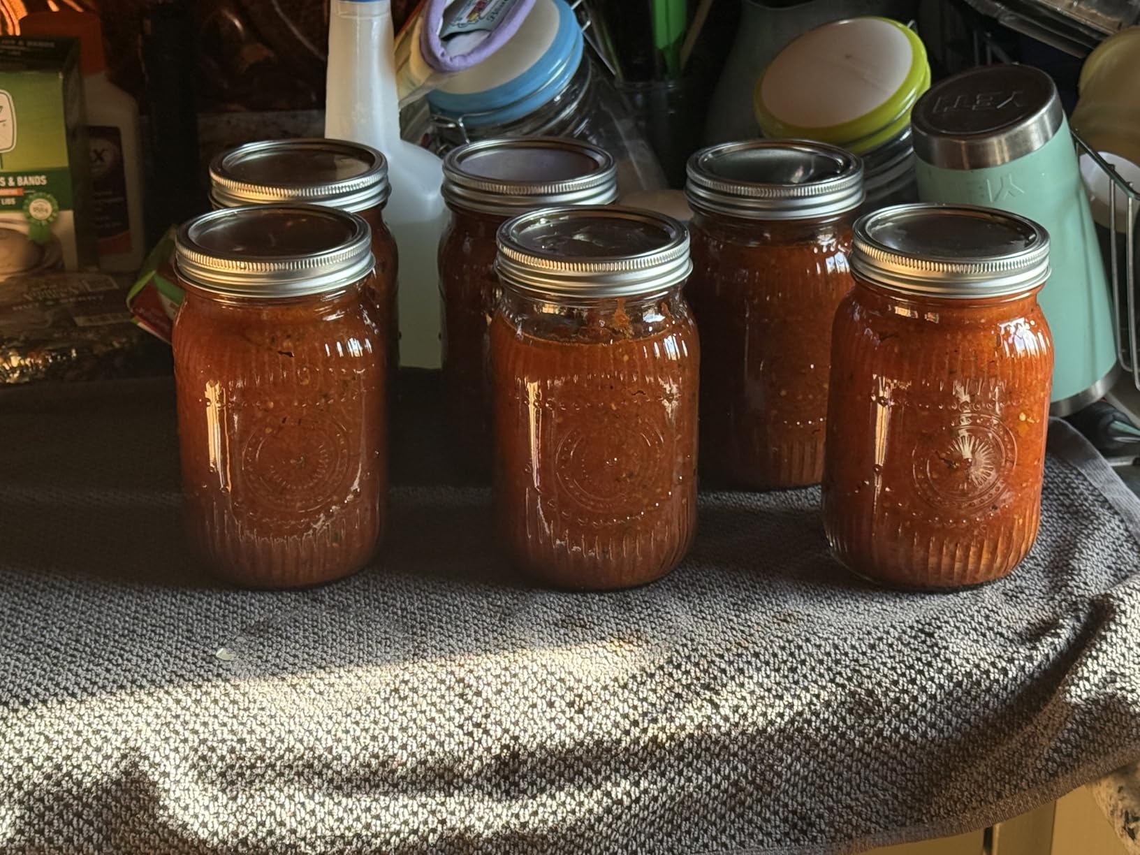 WELLIFE Wide Mouth Mason Jars, 12 Pack Mason Jars 32 oz for Pickling, Canning, Fermenting and Food Storage, Microwave & Dishwasher Safe customer photo 1