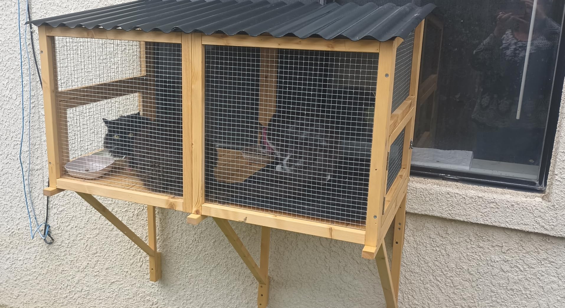Cat Catio, Cat Window Perch for Large Cats - Catio Outdoor Cats Enclosure Windows, Patio Window Box Hommock for Sunbathing, Napping, Outside Wooden Catios for Indoor Kittens (Gray) customer photo 2