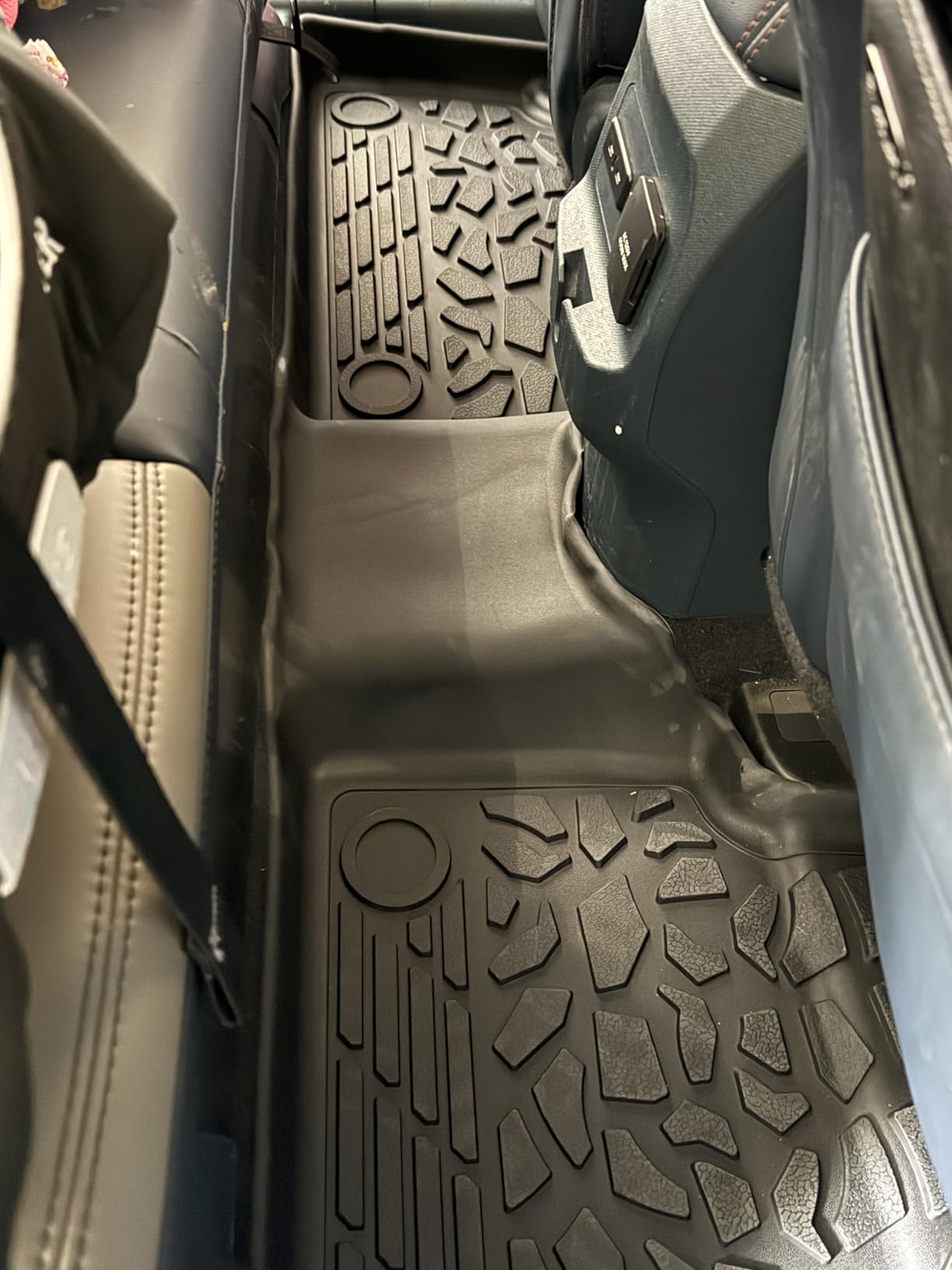AUTOSAVER88 Truck Bed Mat Fit for 2015-2025 2026 Ford F150 & 2022-2026 F-150 Lightning 5.5 FT Vehicle CrewCab Bed Liner Accessories, TPE All Weather Custom Fit customer photo 2