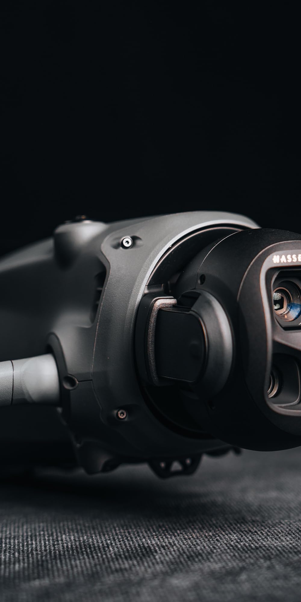 DJI Mavic 4 Pro Fly More Combo with DJI RC 2, Flagship Tri-Camera Drone with 100MP 4/3 CMOS Hasselblad Camera, 30km/18.6mi Video Transmission, 51-Min Max Flight Time customer photo 2